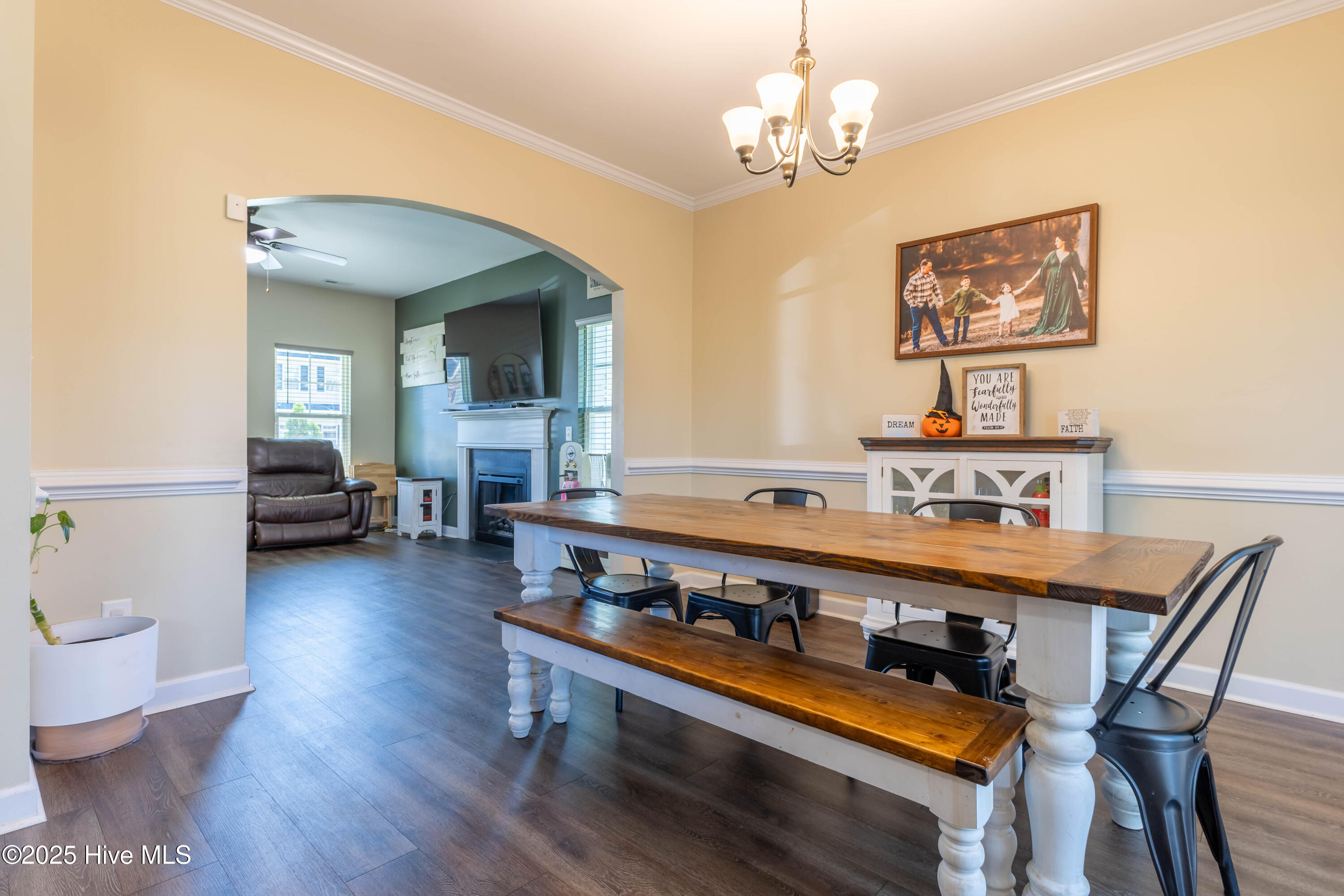 100542284 | Photo 14