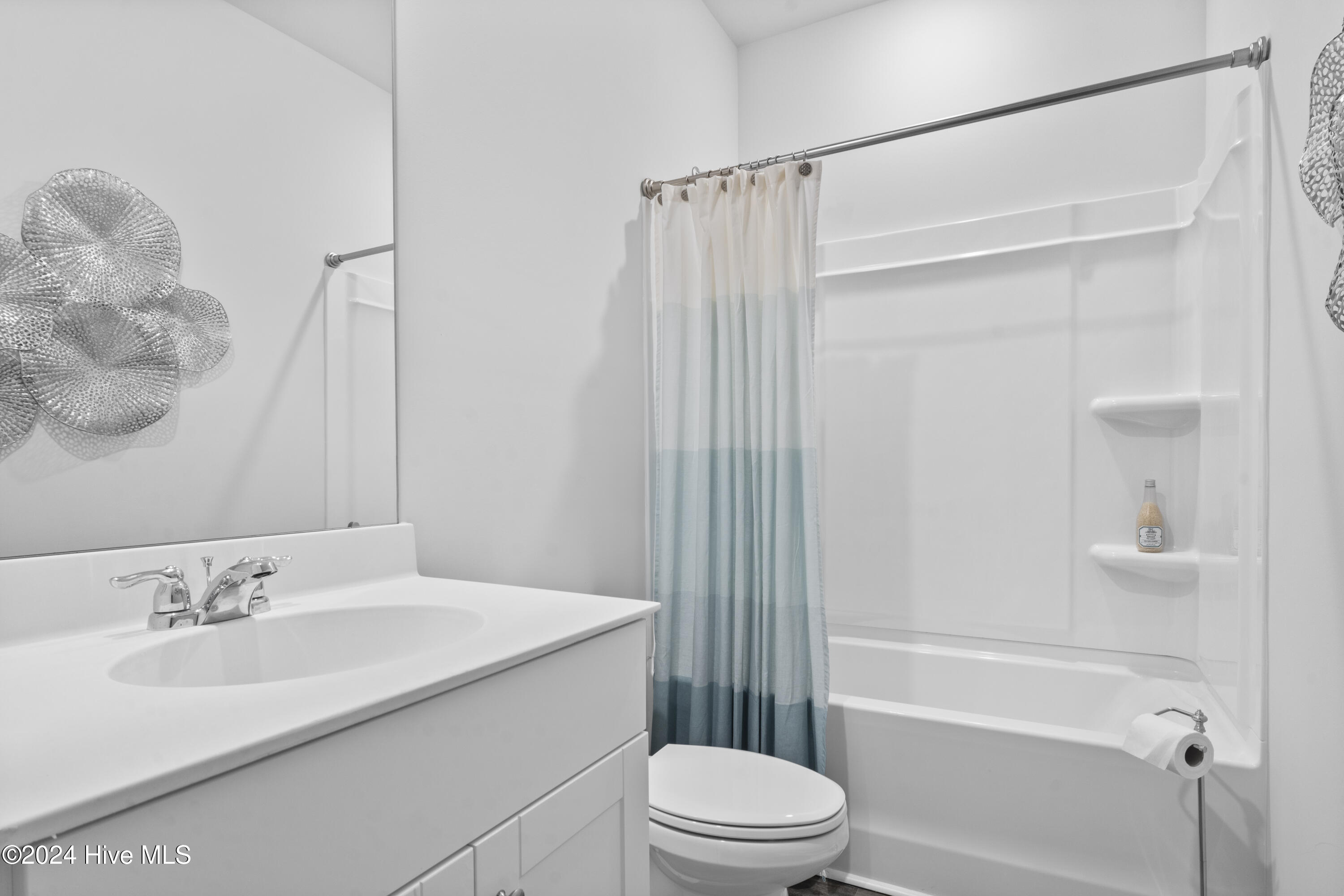 100538452 | Photo 38