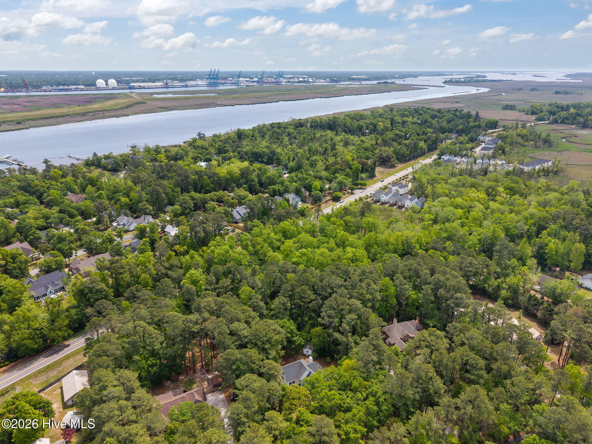 100568125 | Photo 52