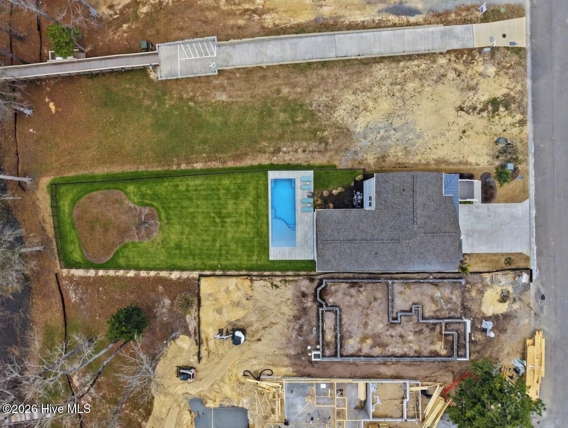 100559672 | Photo 48