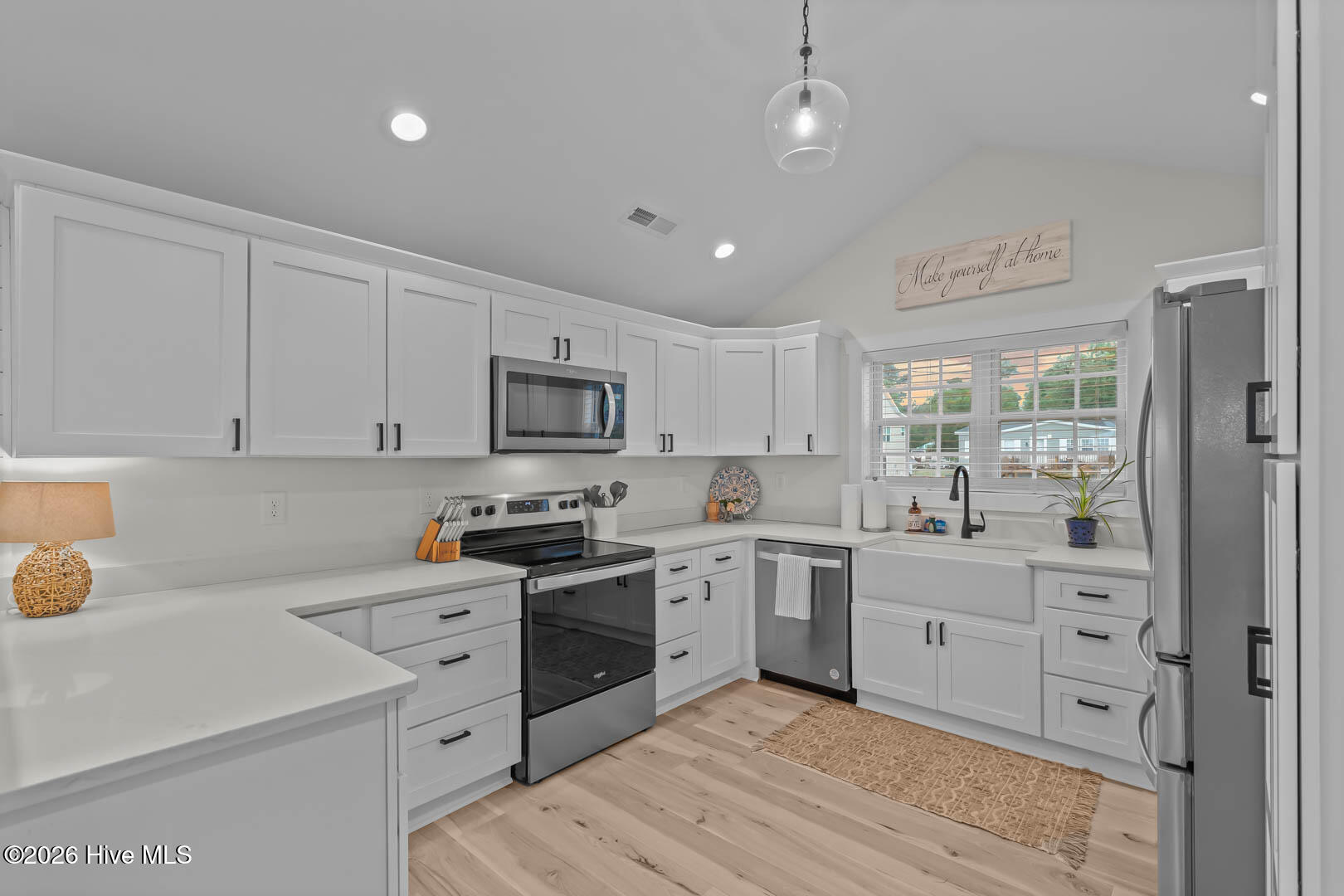 206 Goose Creek Loop 