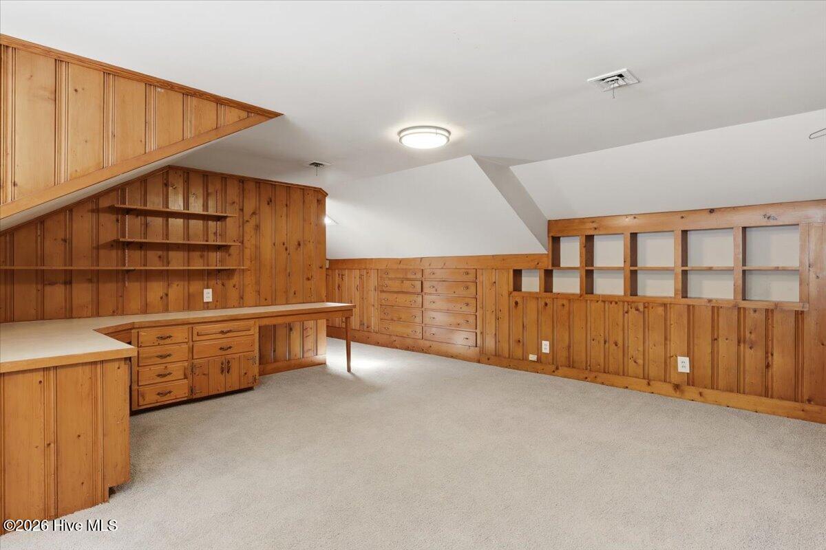 23-300 S Andrews Ave-23