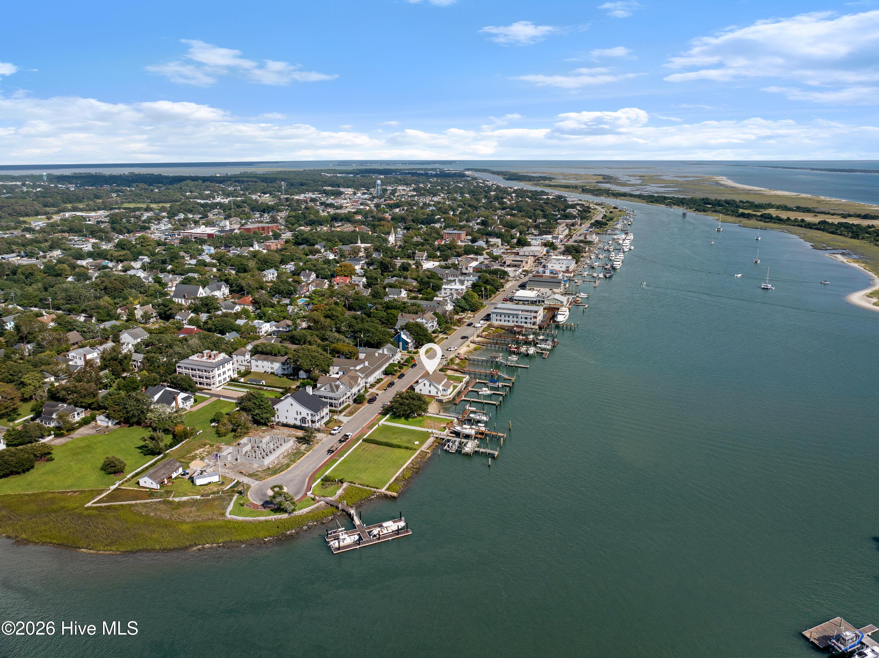 122 Front Street & Slip,Beaufort