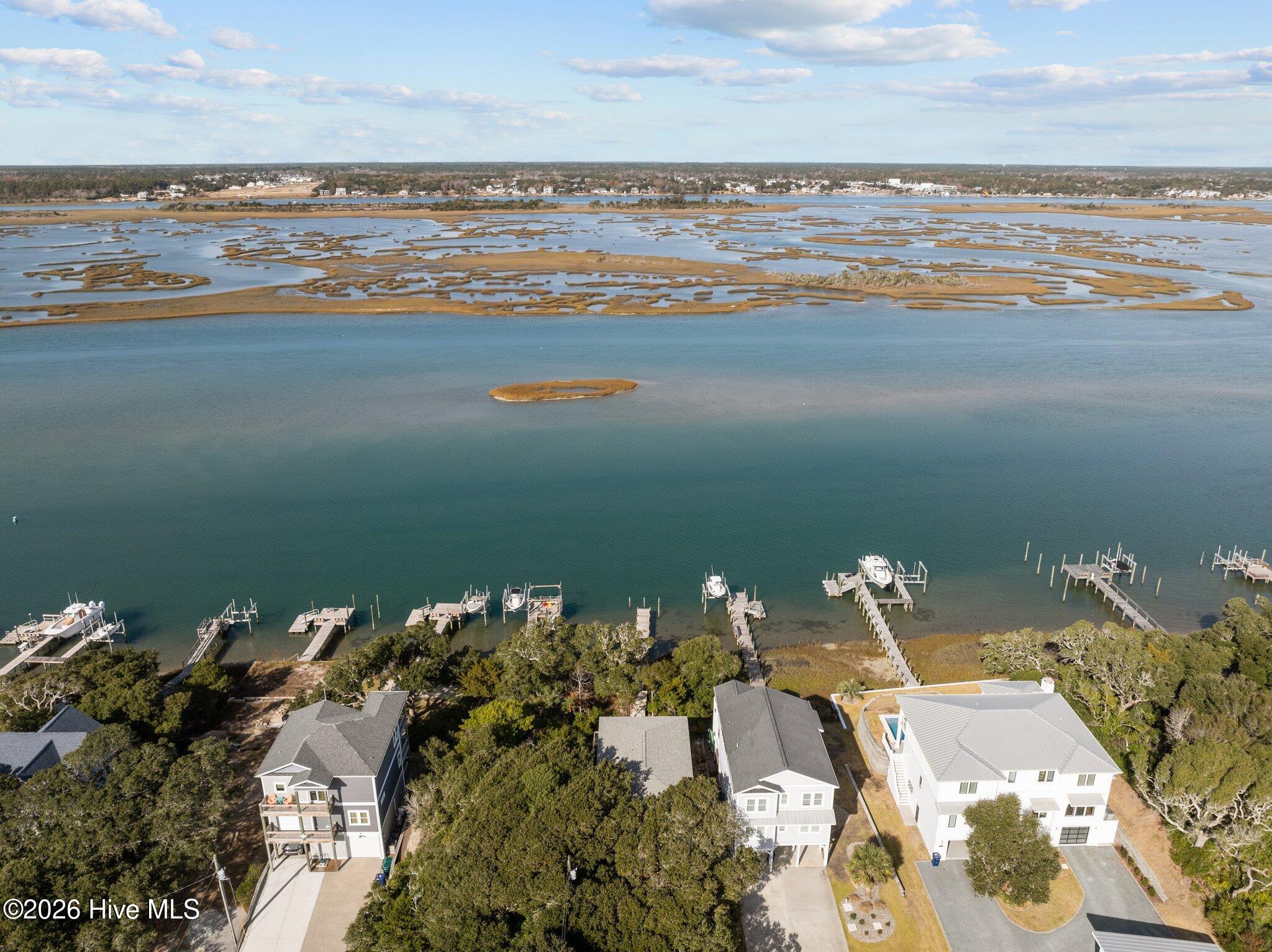 100559194 | Photo 35