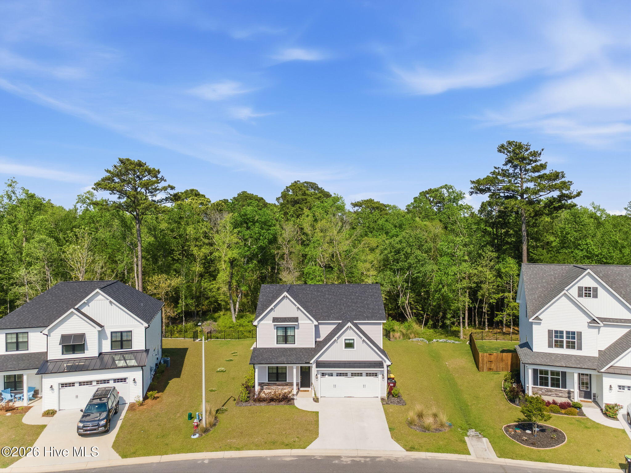 100567561 | Photo 60