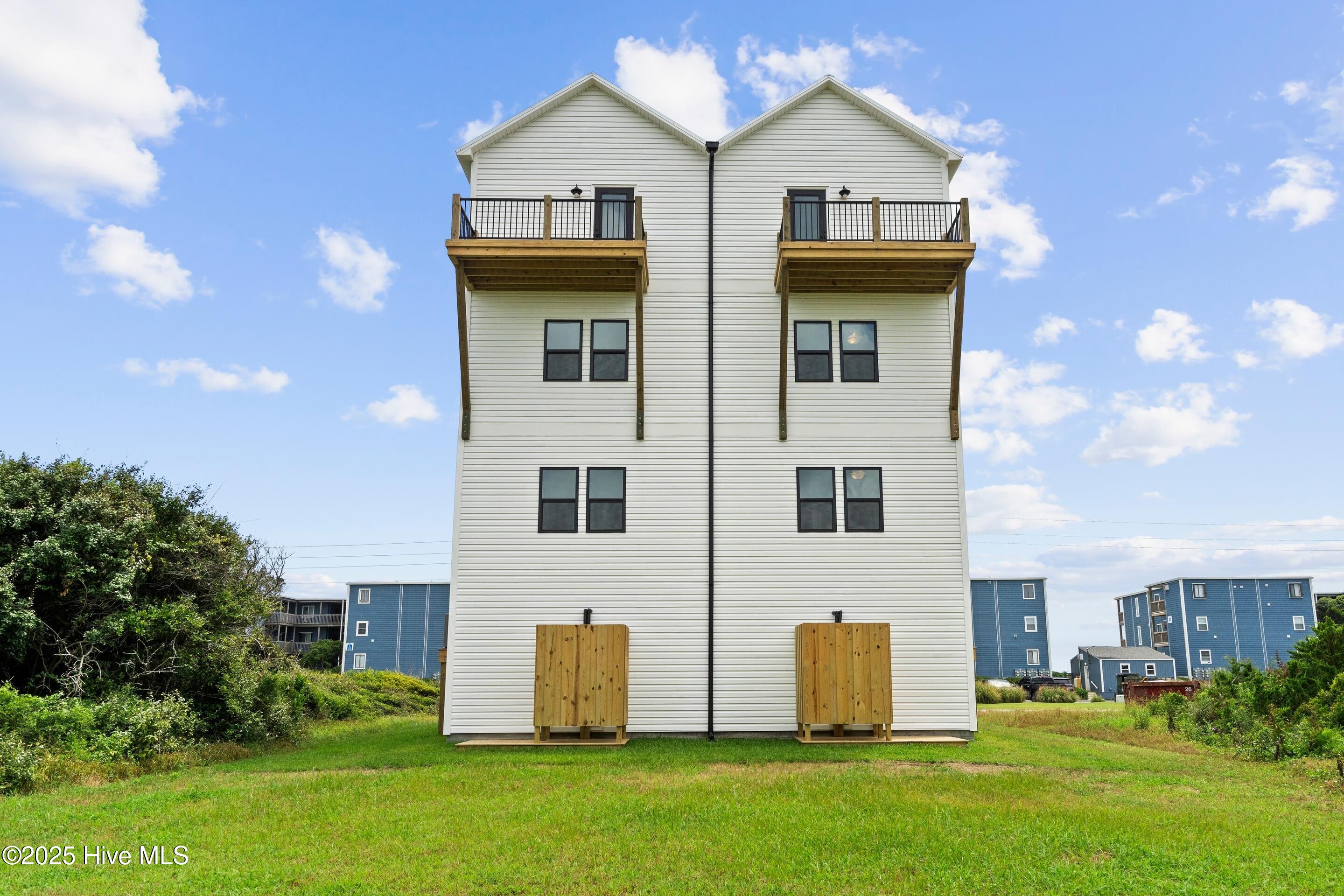 Homes for sale in North Topsail Beach, NC | 2211 New River Inlet Rd #18b, North Topsail Beach, NC 28460 | MLS# 100478479