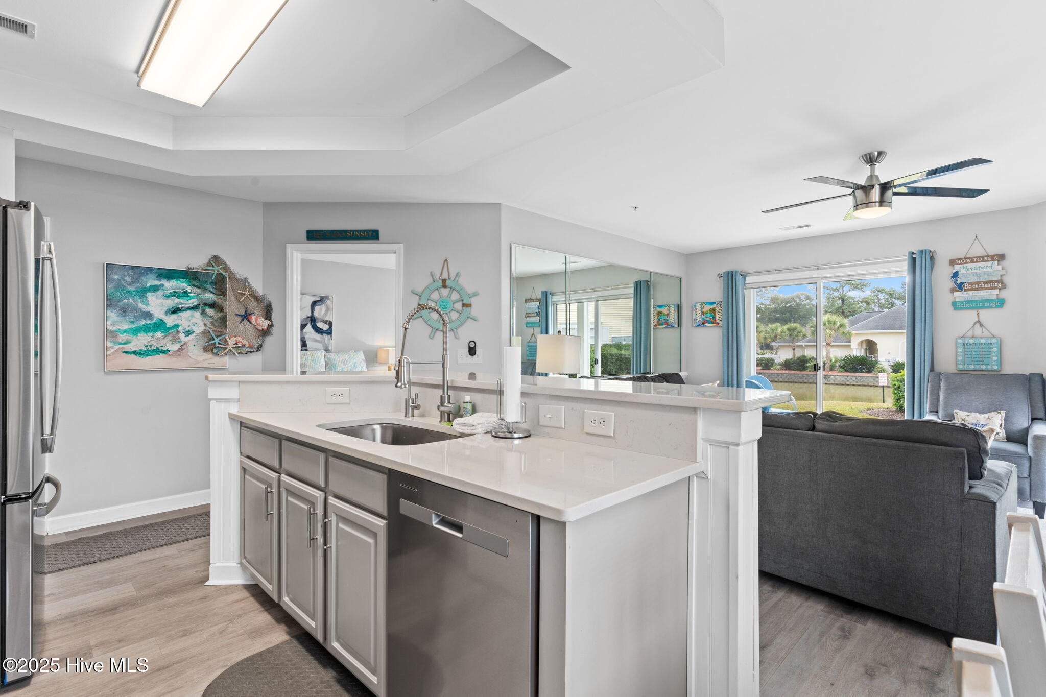 100538778 | Photo 32