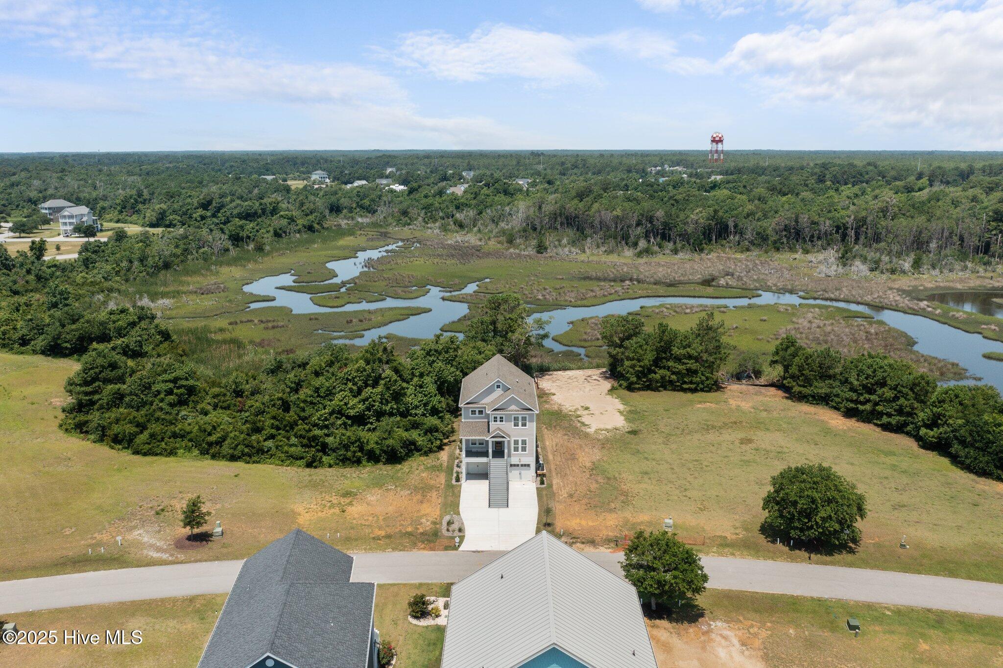 609 Cannonsgate Drive, Newport, NC, 28570