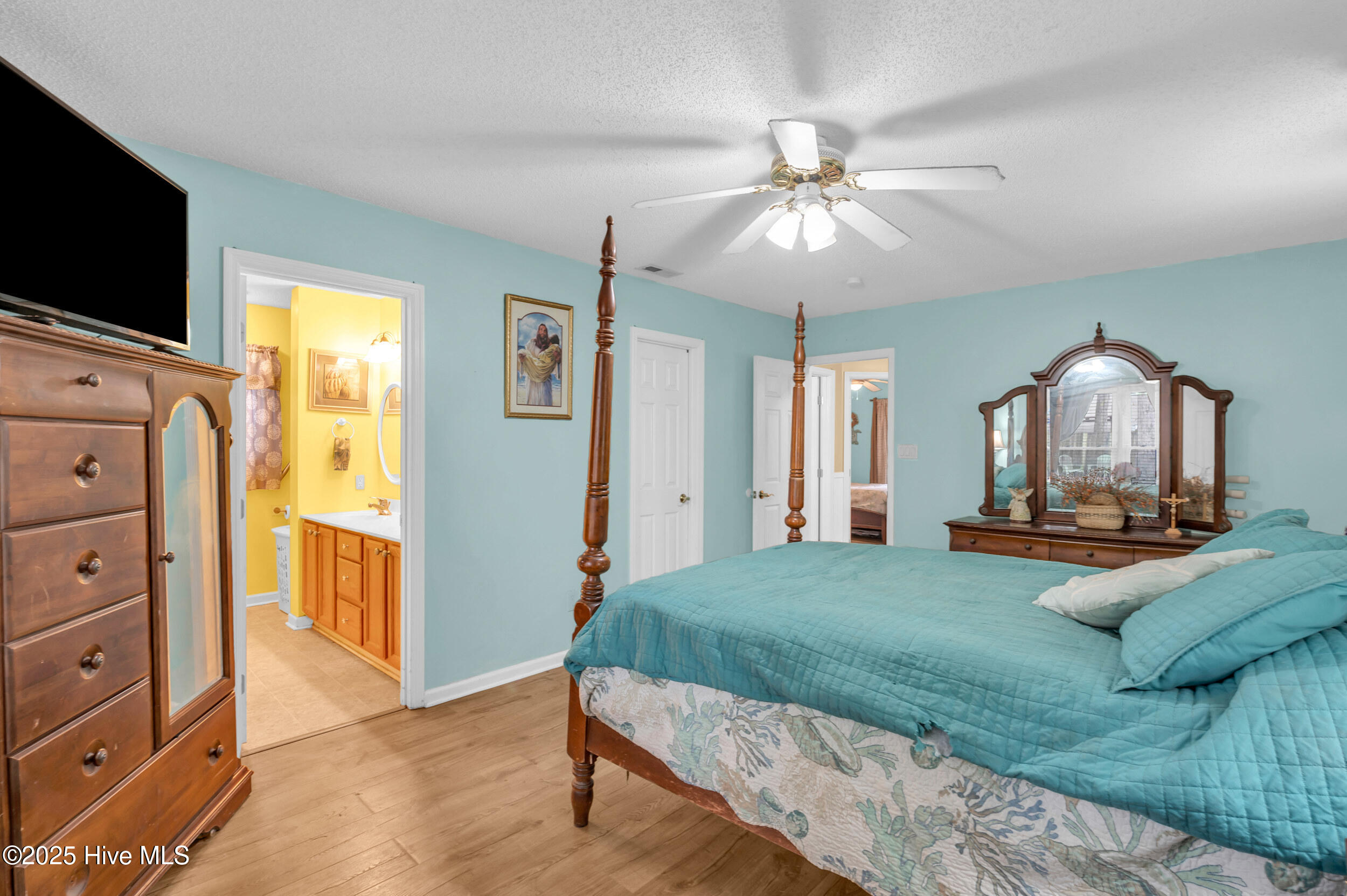 100540534 | Photo 21