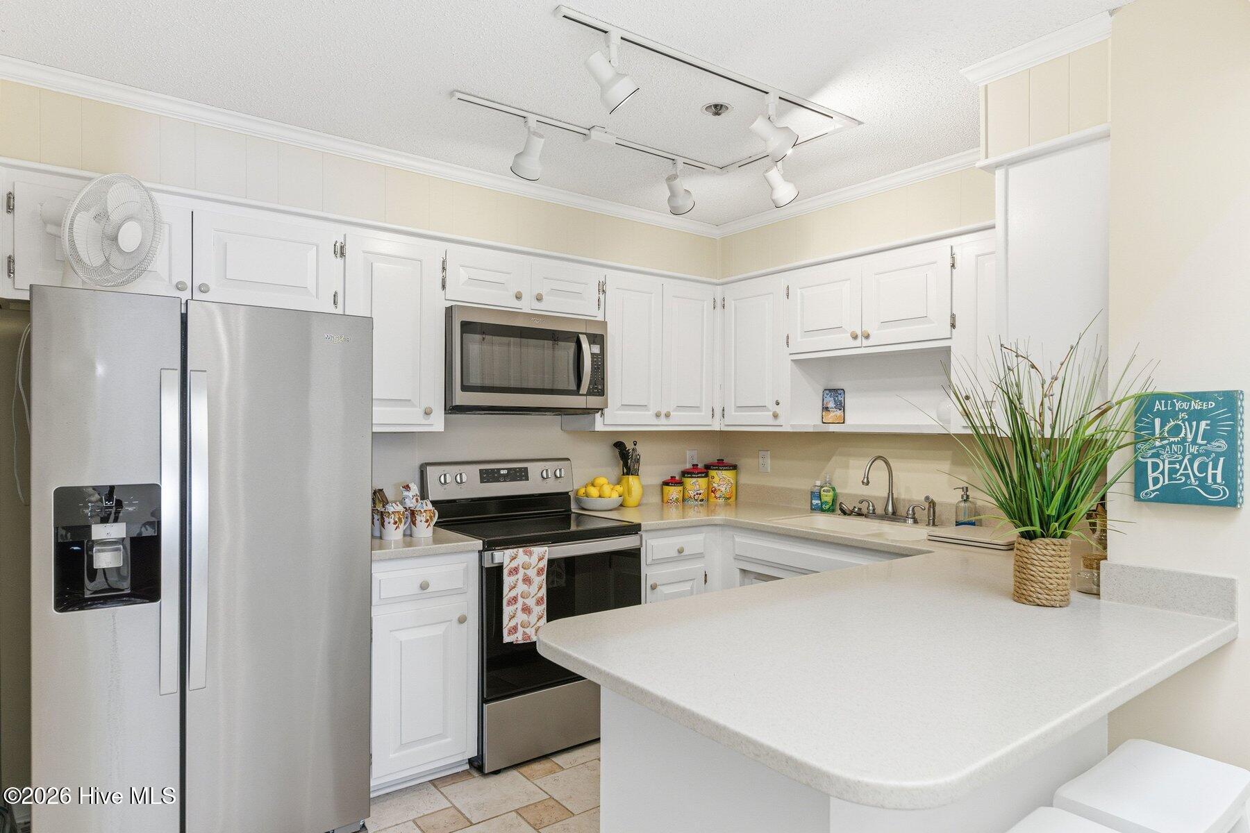 100505282 | Photo 34