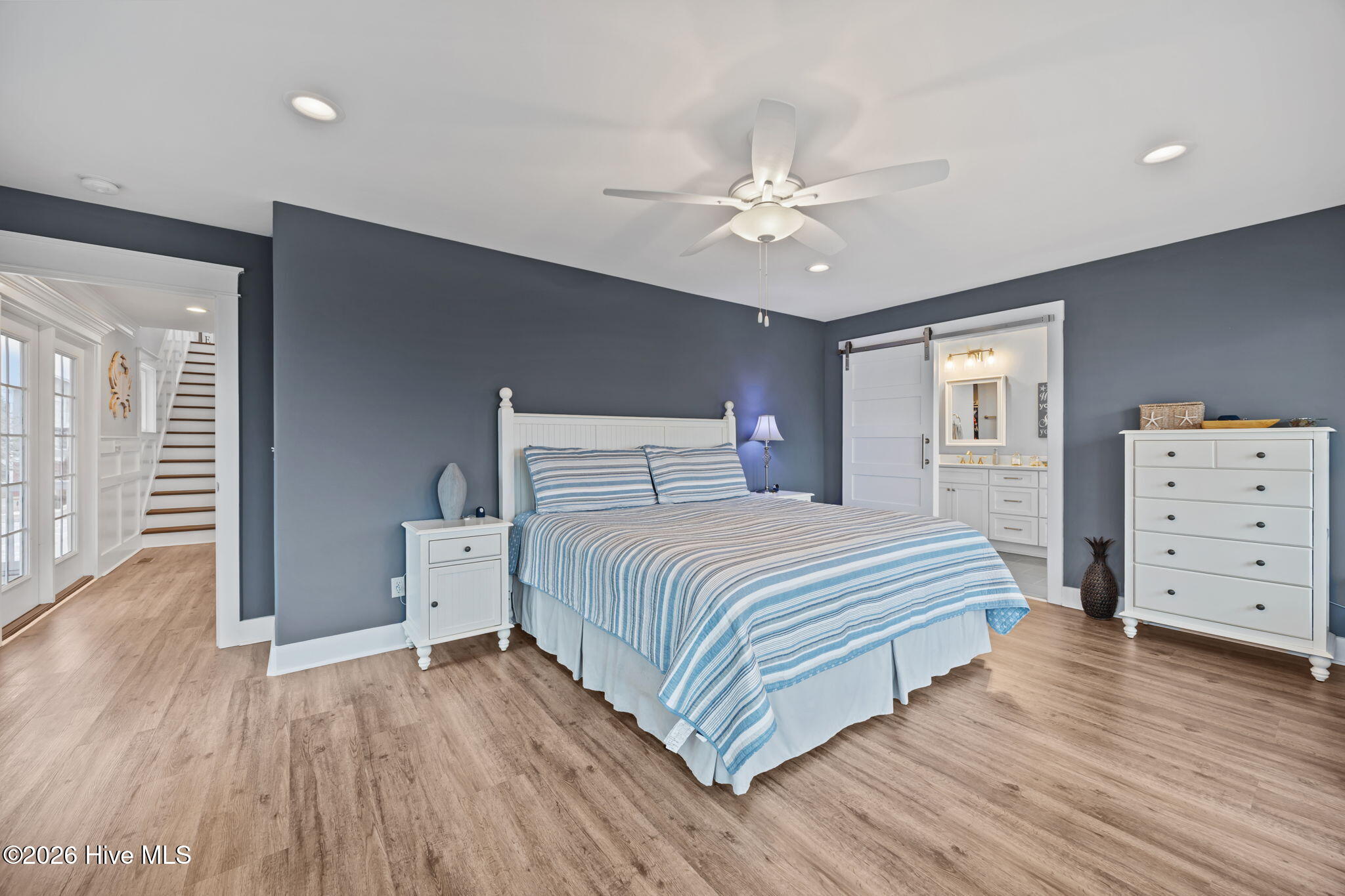 100553303 | Photo 26