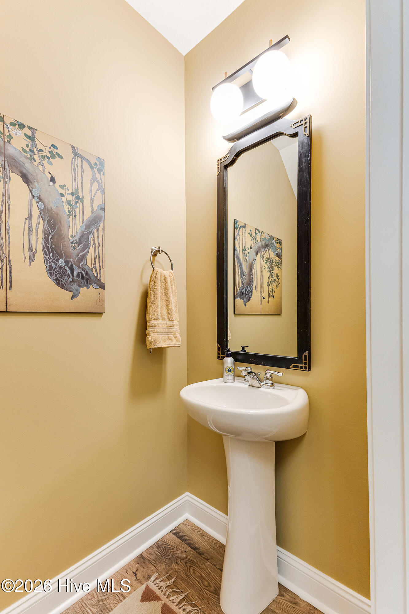 100565599 | Photo 30