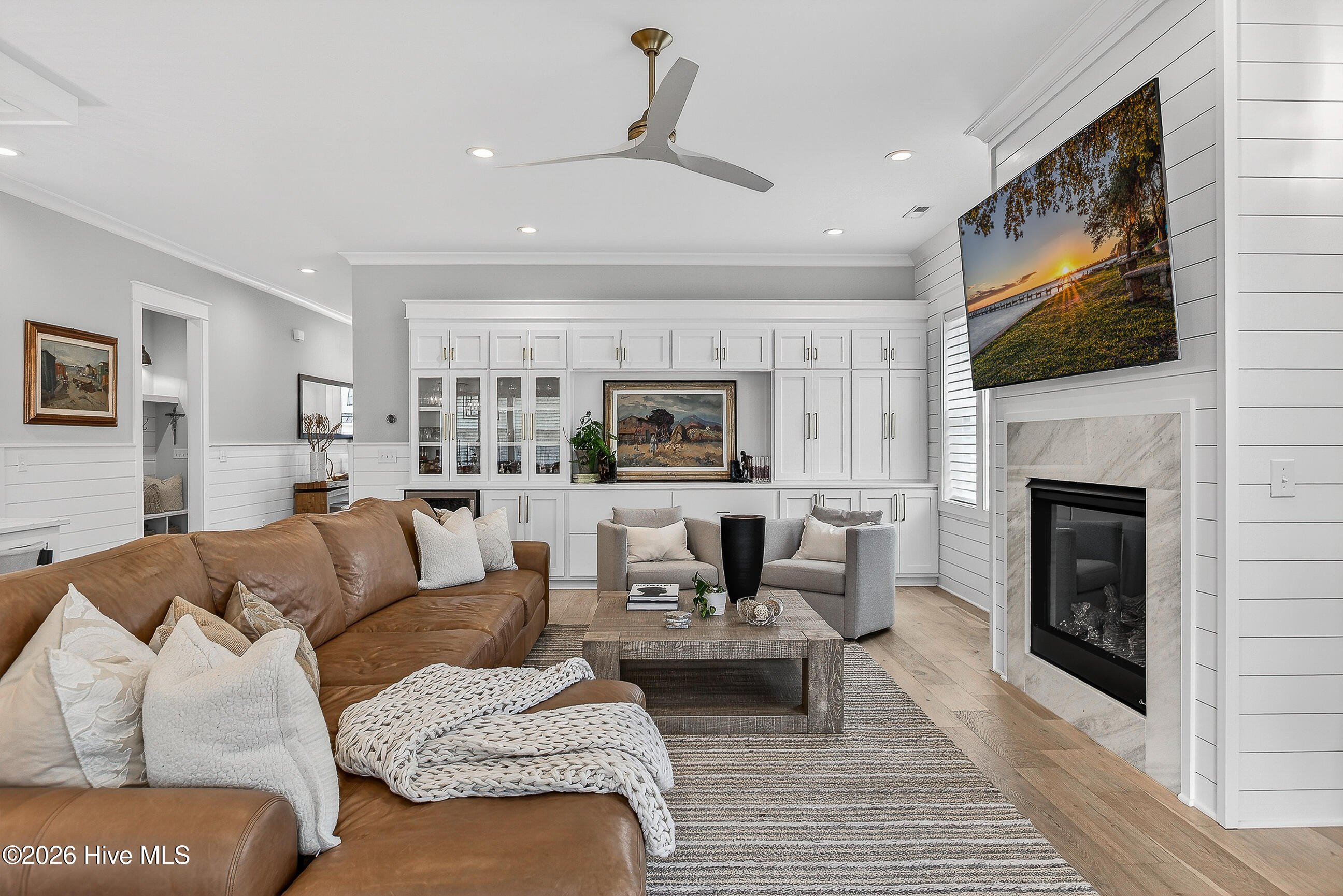 100564541 | Photo 12