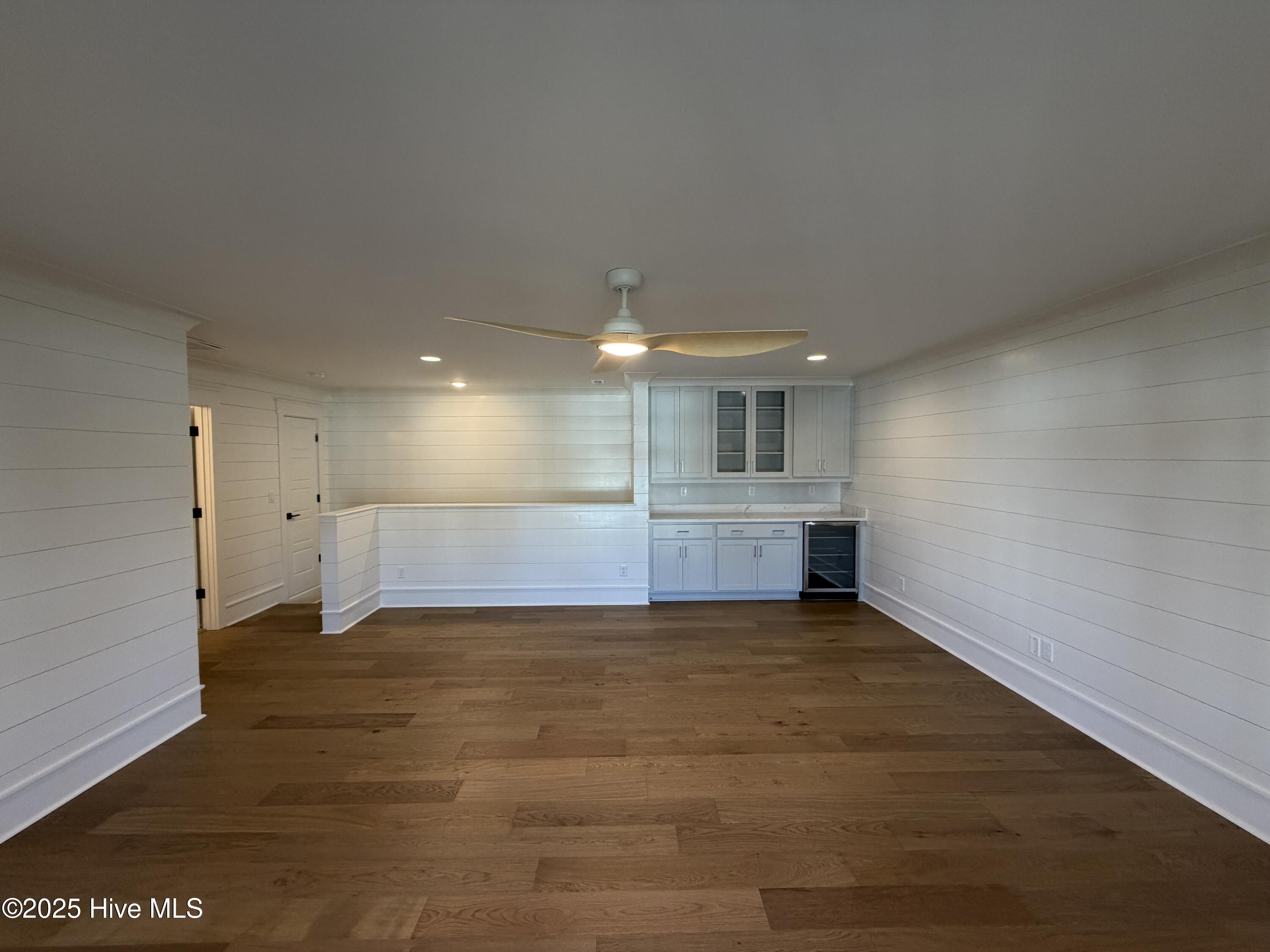 100518580 | Photo 59