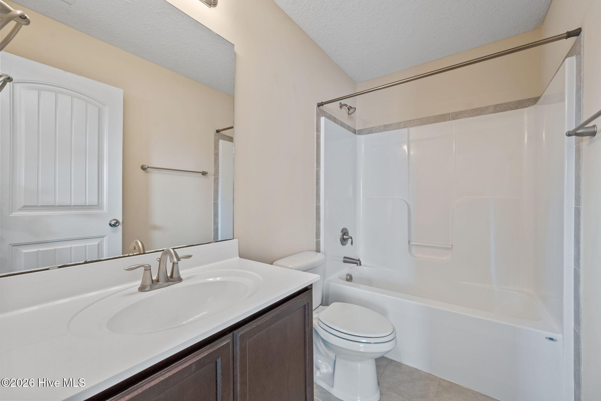 100564083 | Photo 21