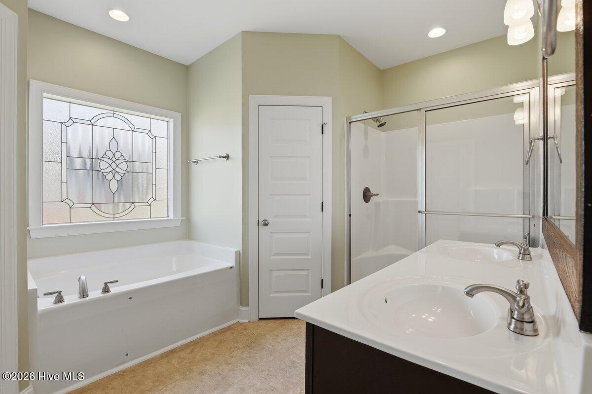 109 Northfield Dr-28