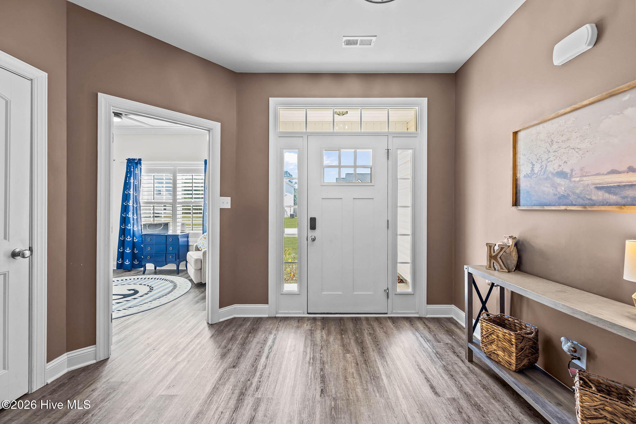 100557396 | Photo 26