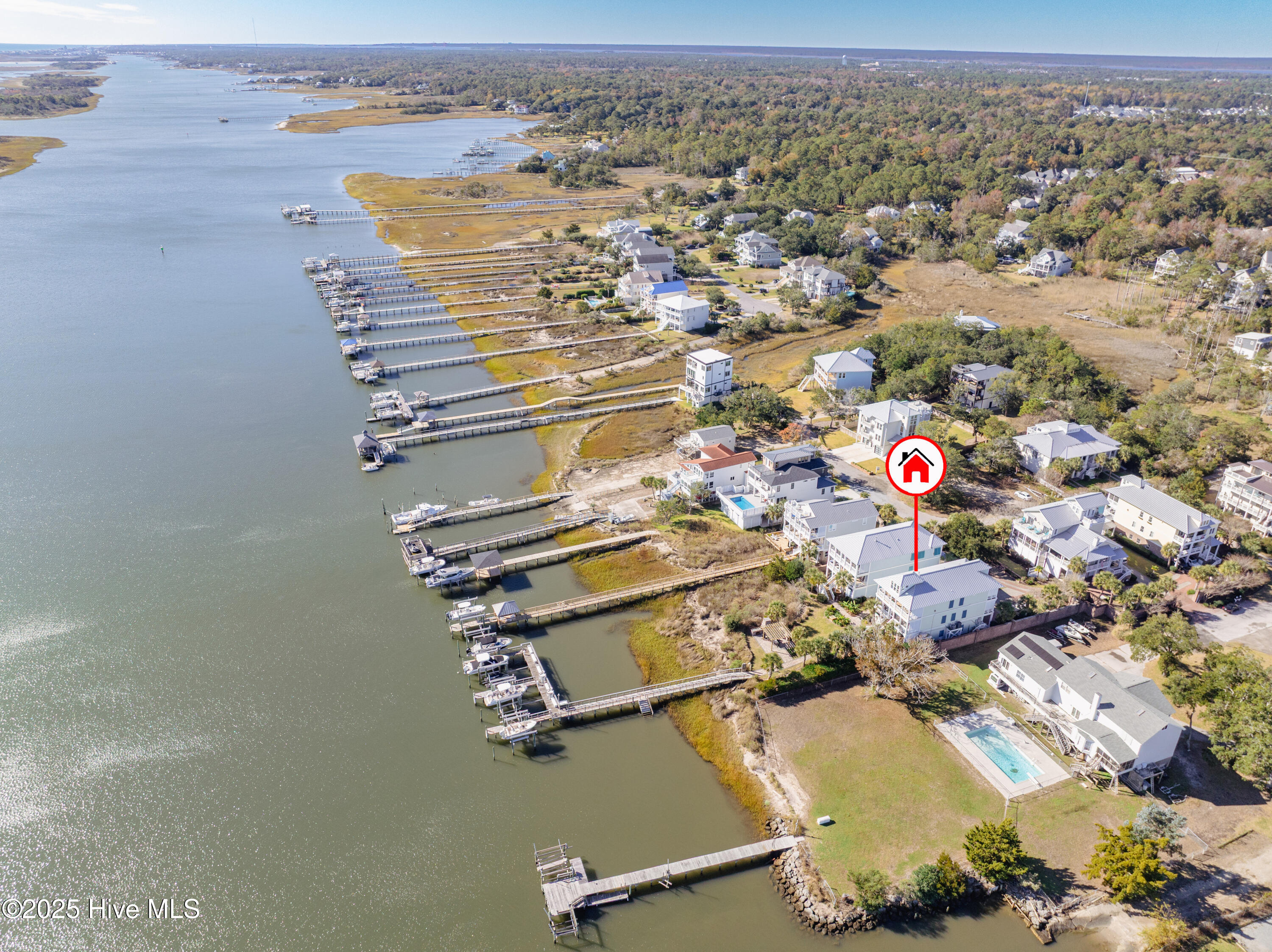 100541249 | Photo 95