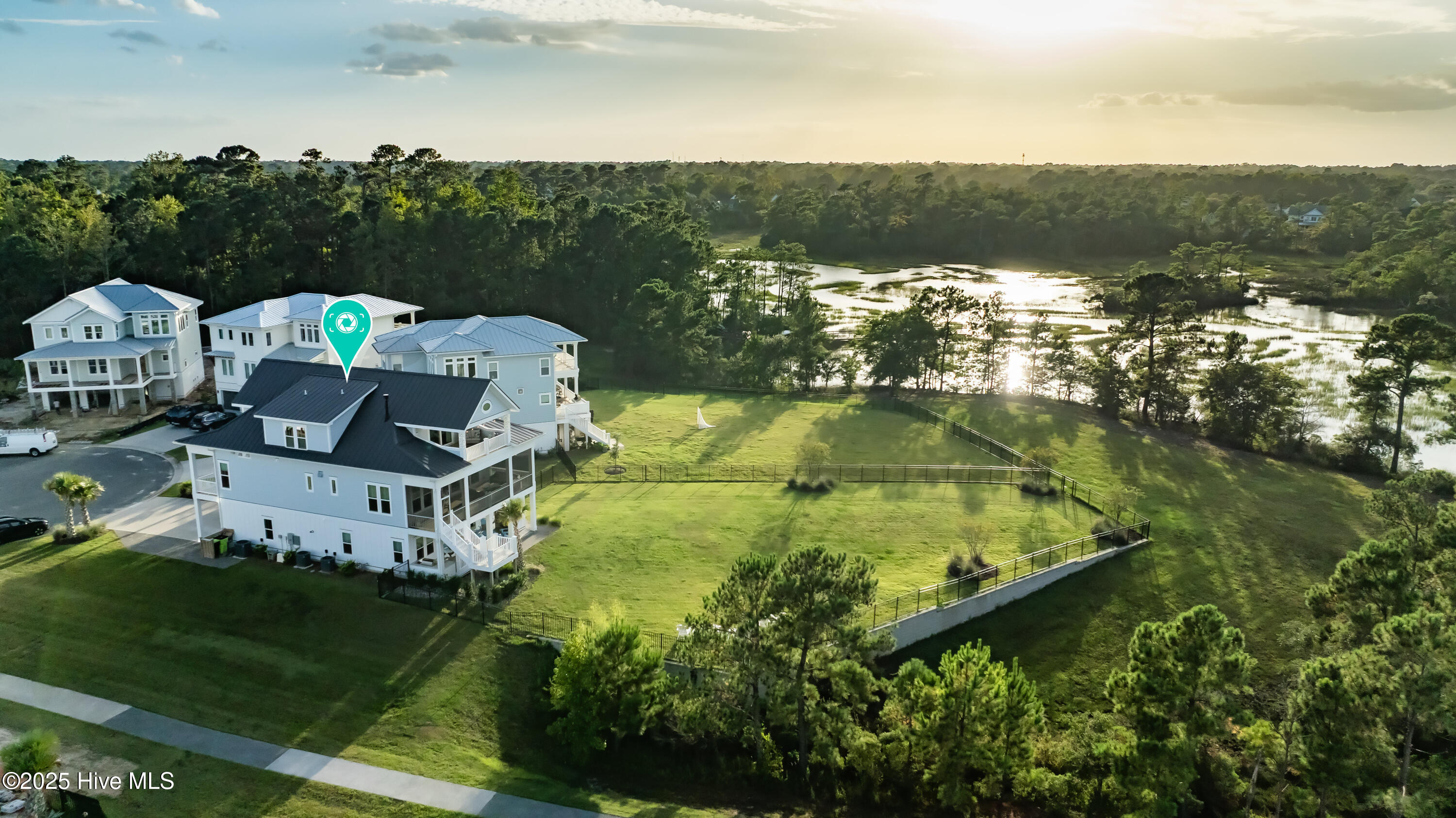 100534317 | Photo 68