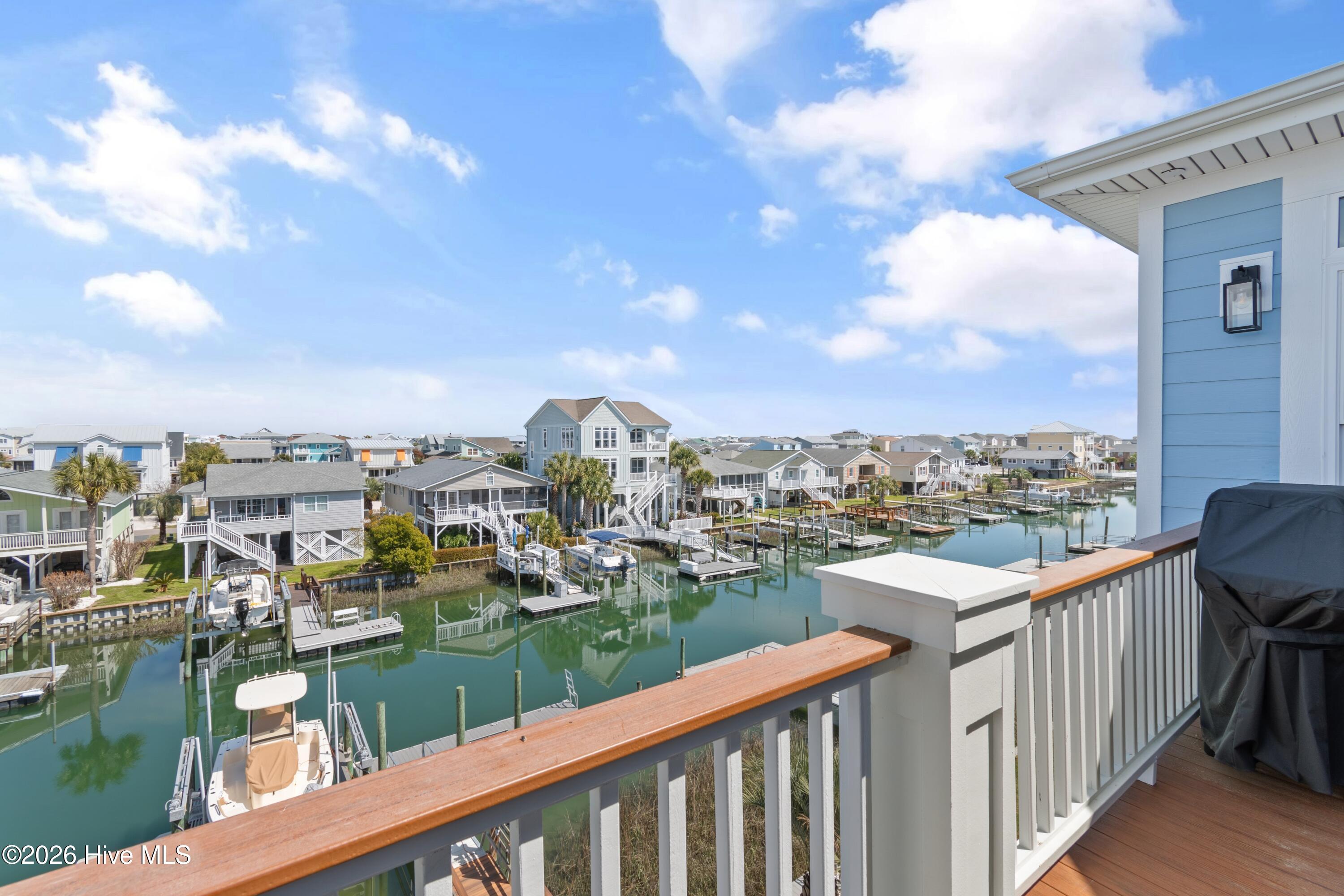 100562772 | Photo 71