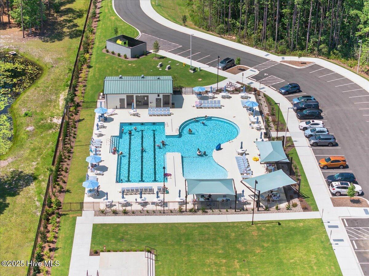 100540380 | Photo 86