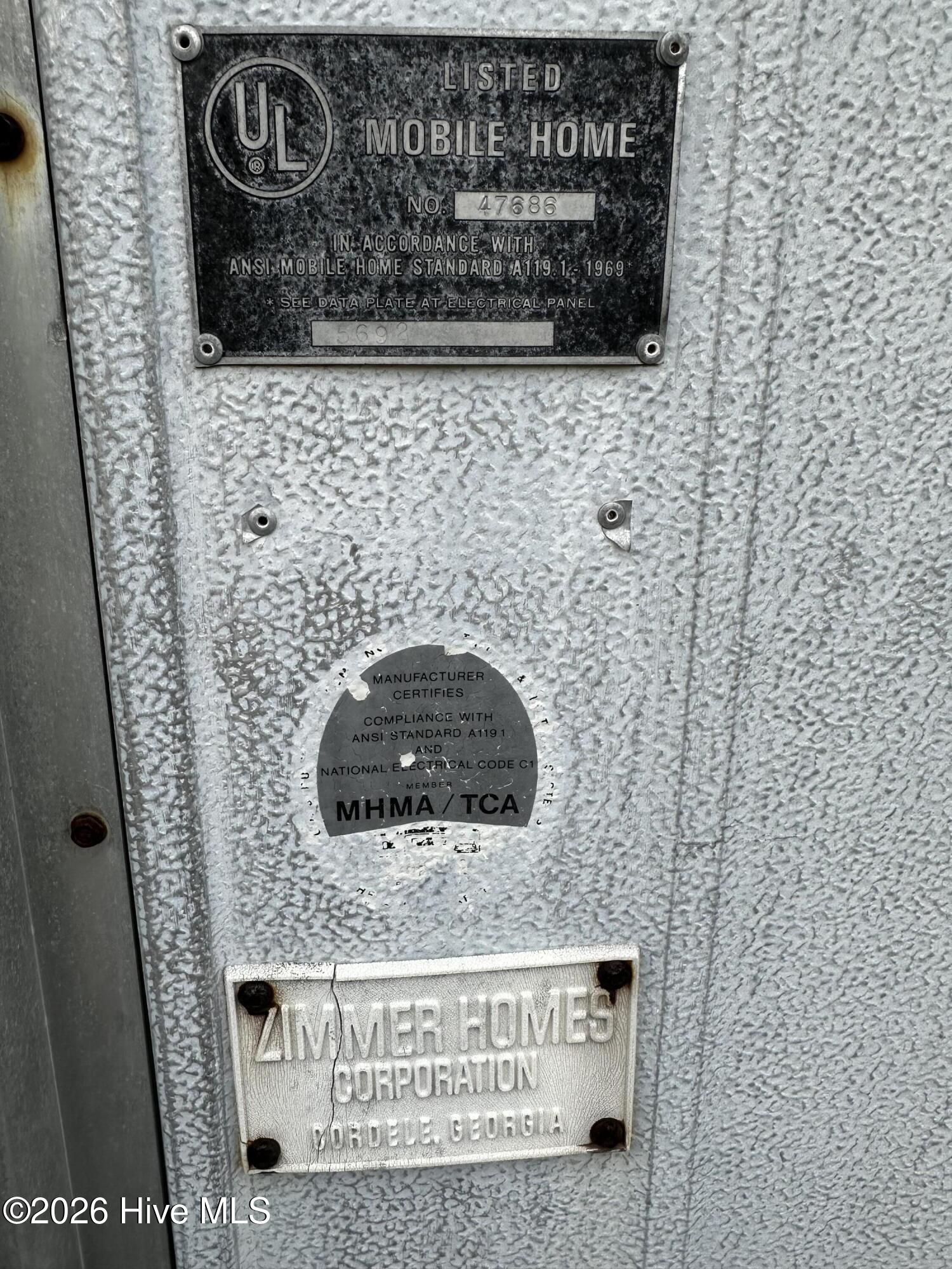 100565250 | Photo 25