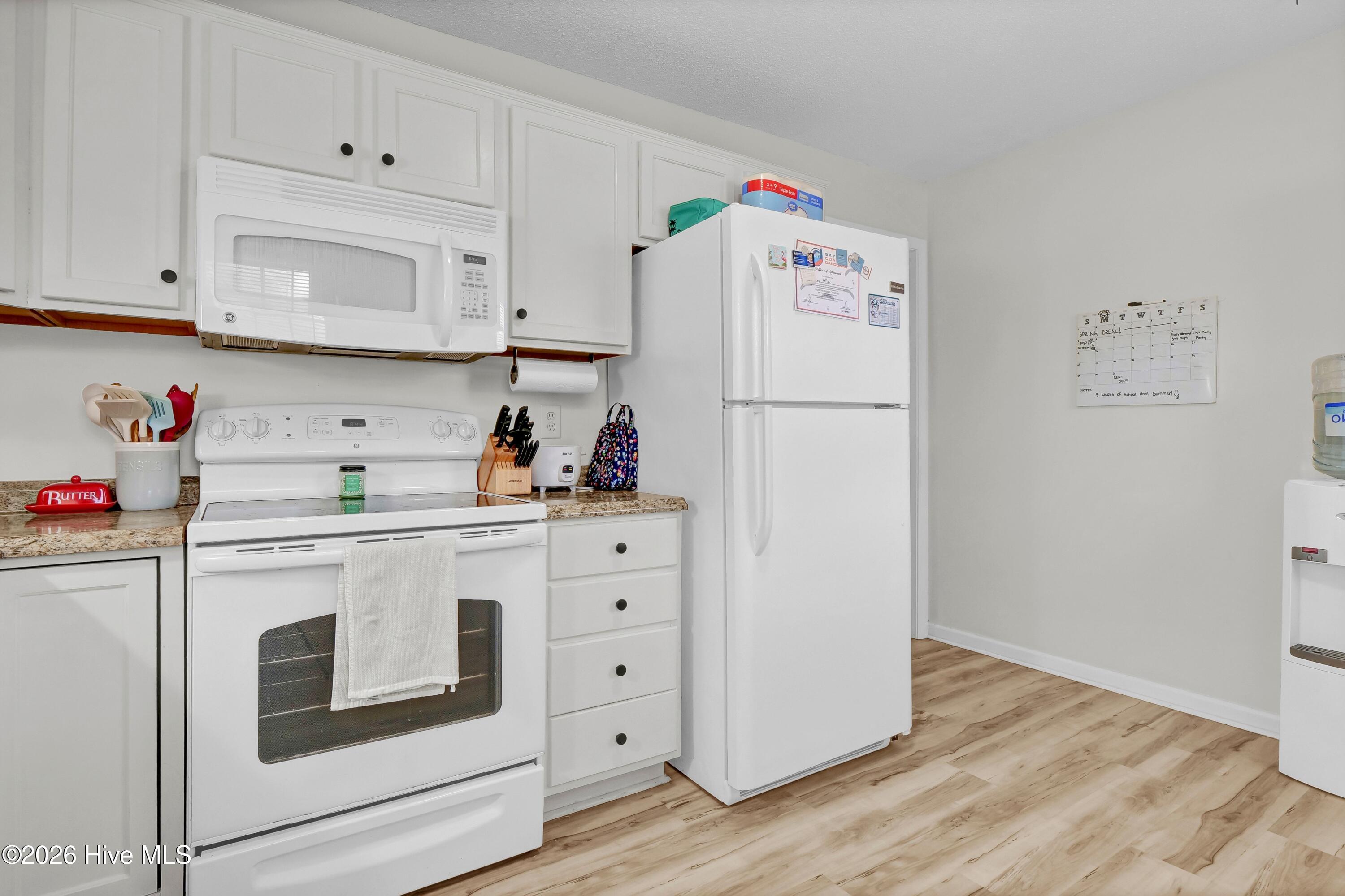 100559054 | Photo 13