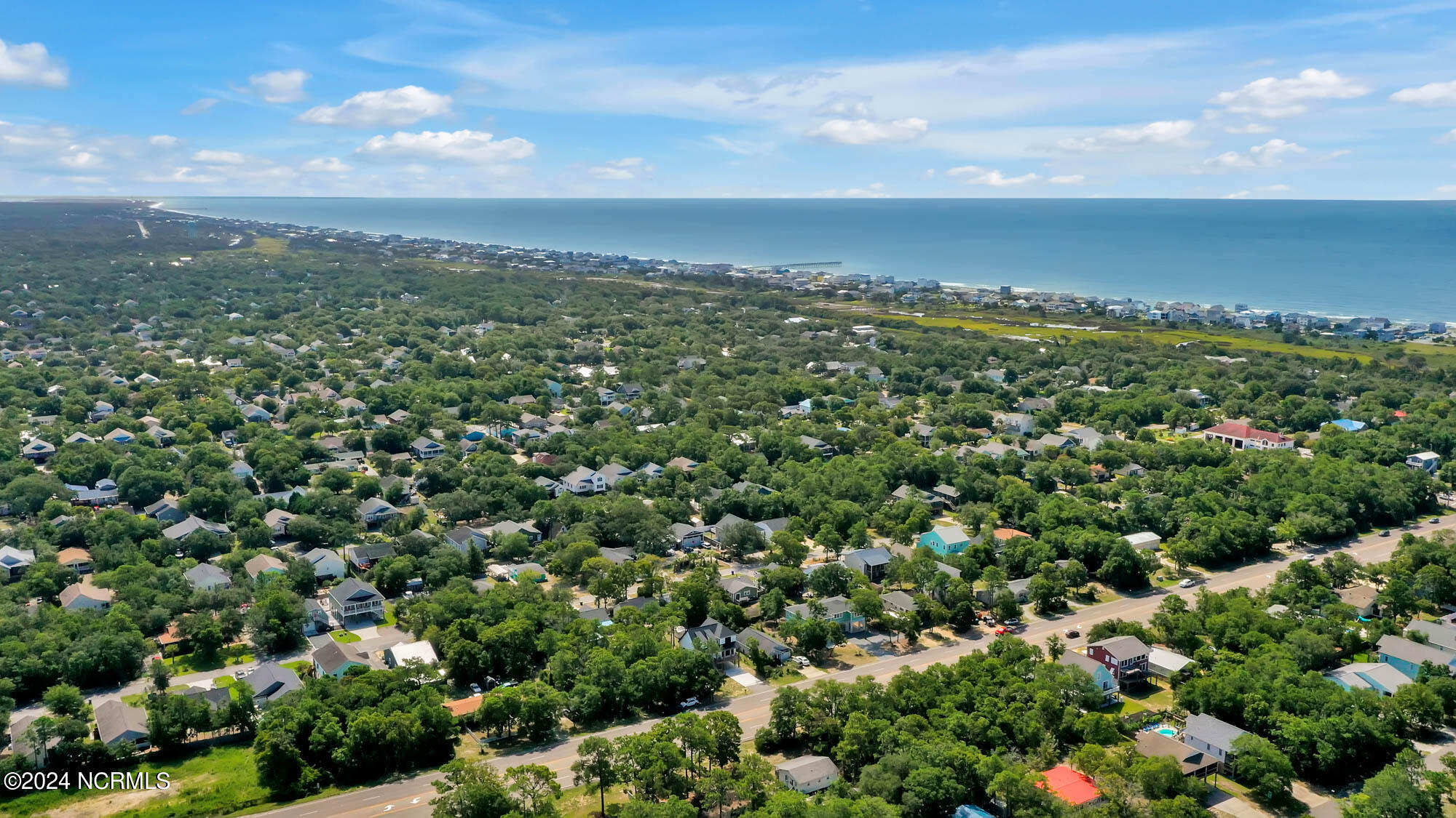 100458437 | Photo 37