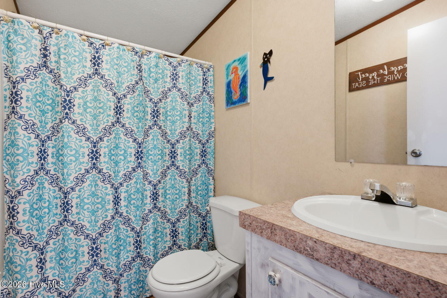 100559177 | Photo 22