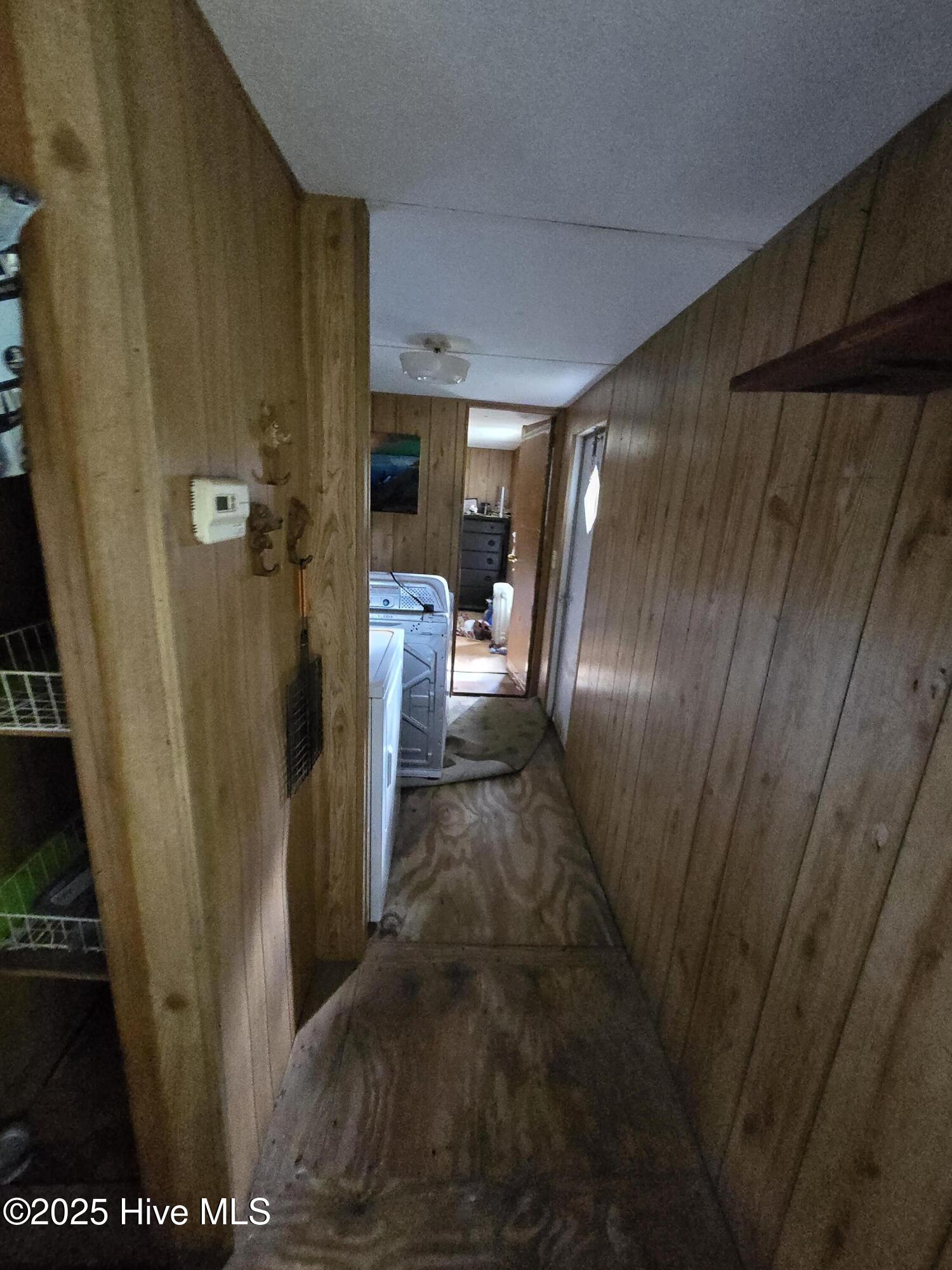 100531418 | Photo 11