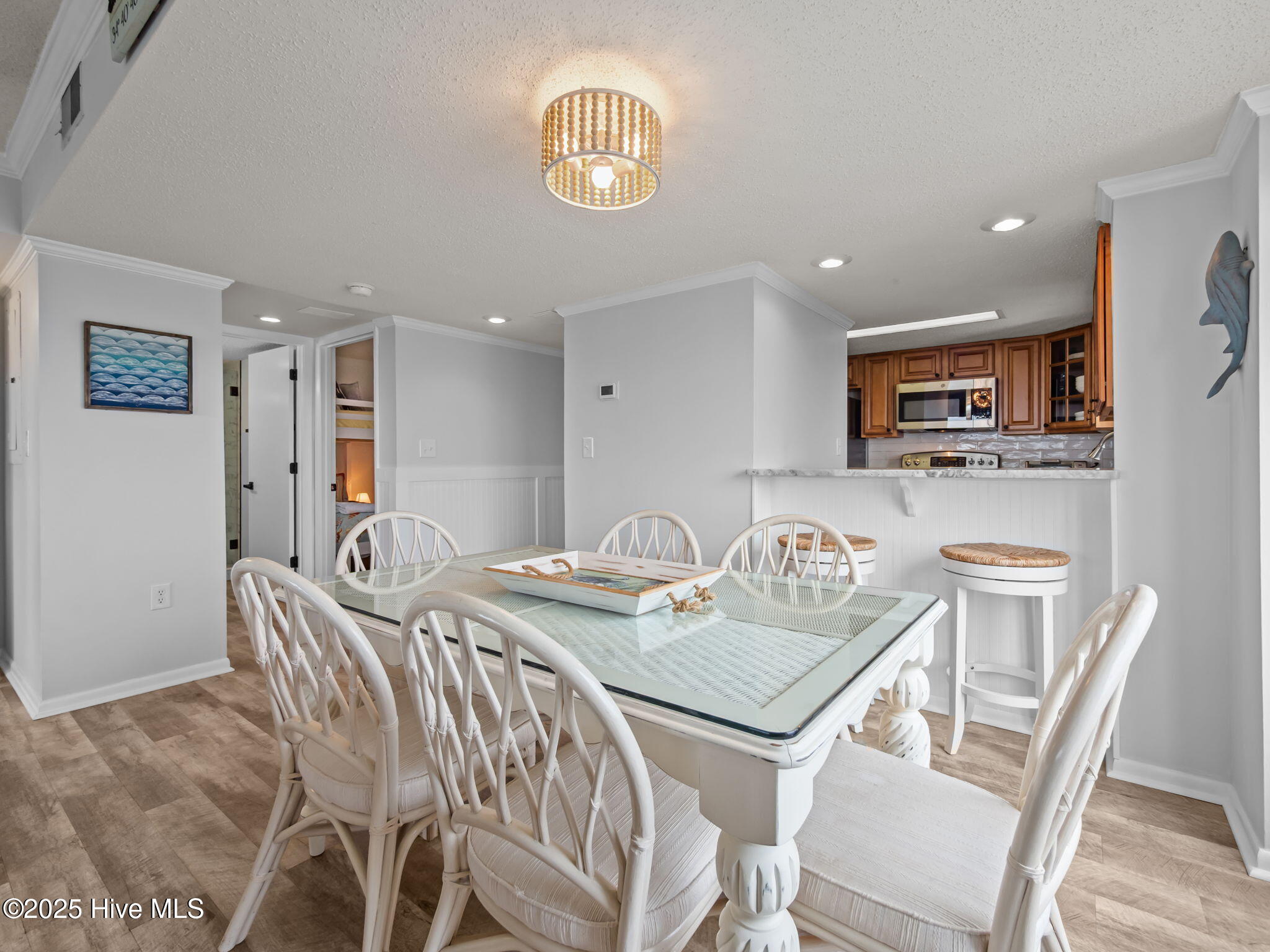 100520425 | Photo 33