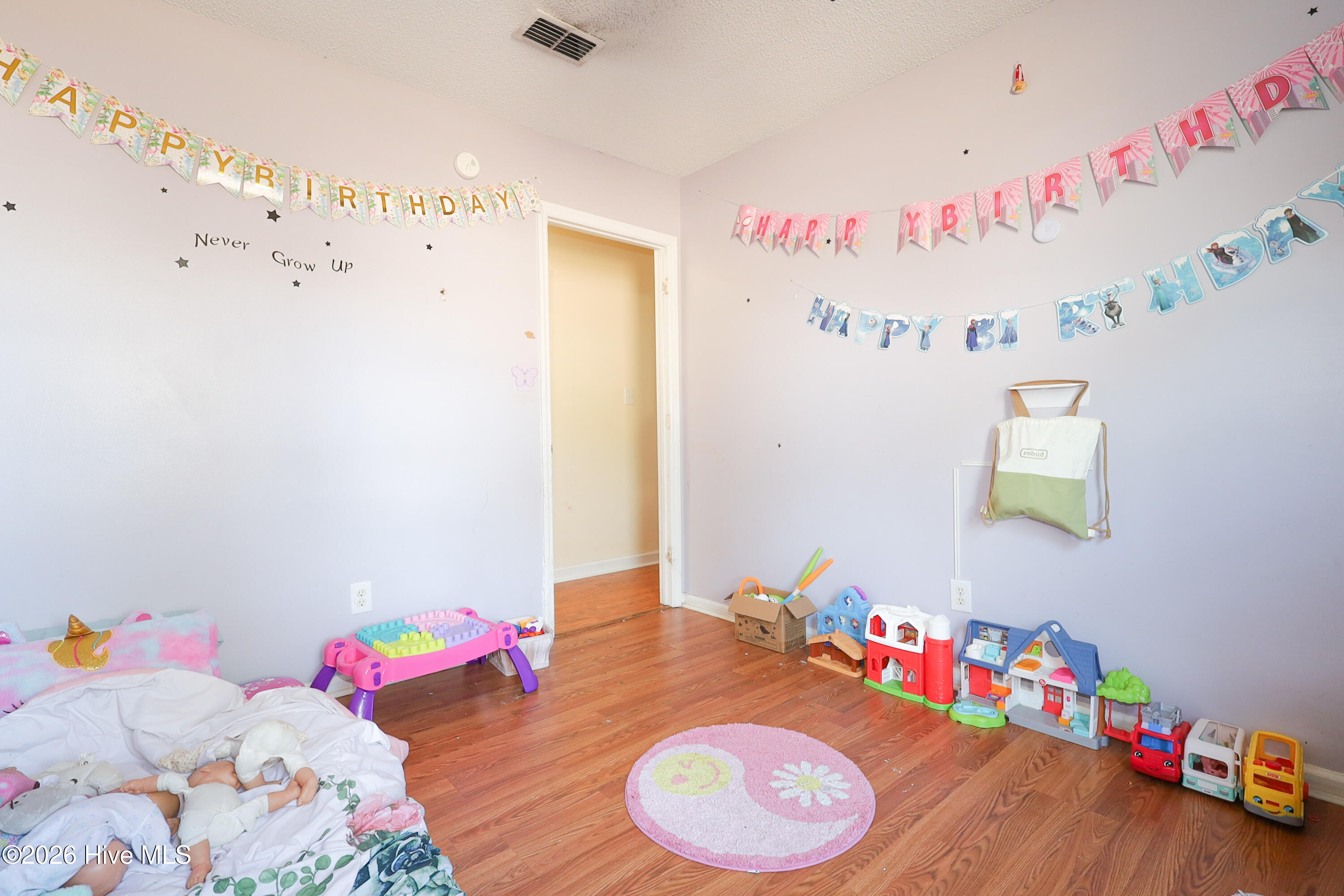 100552596 | Photo 20