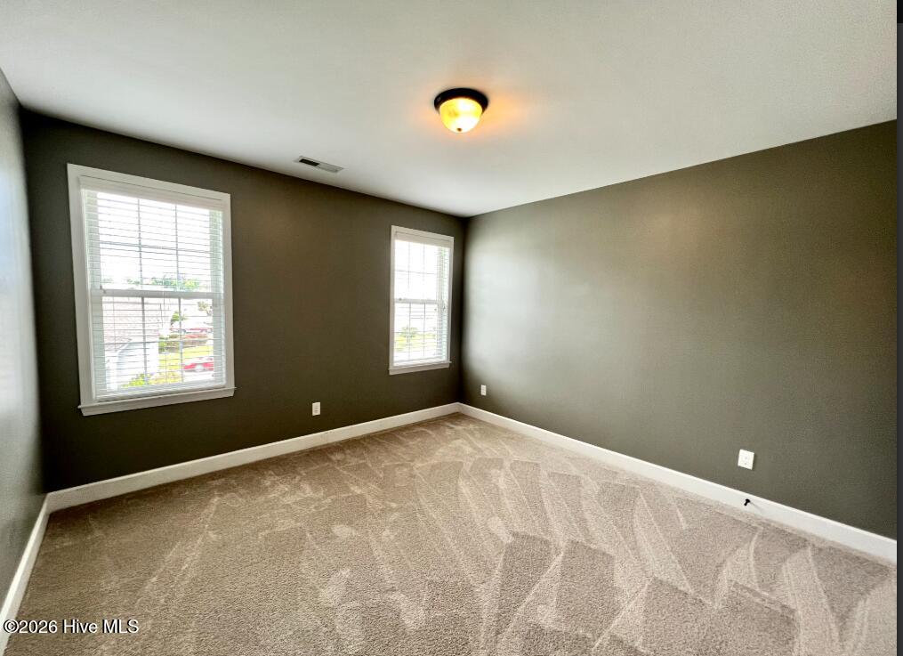 100560572 | Photo 14