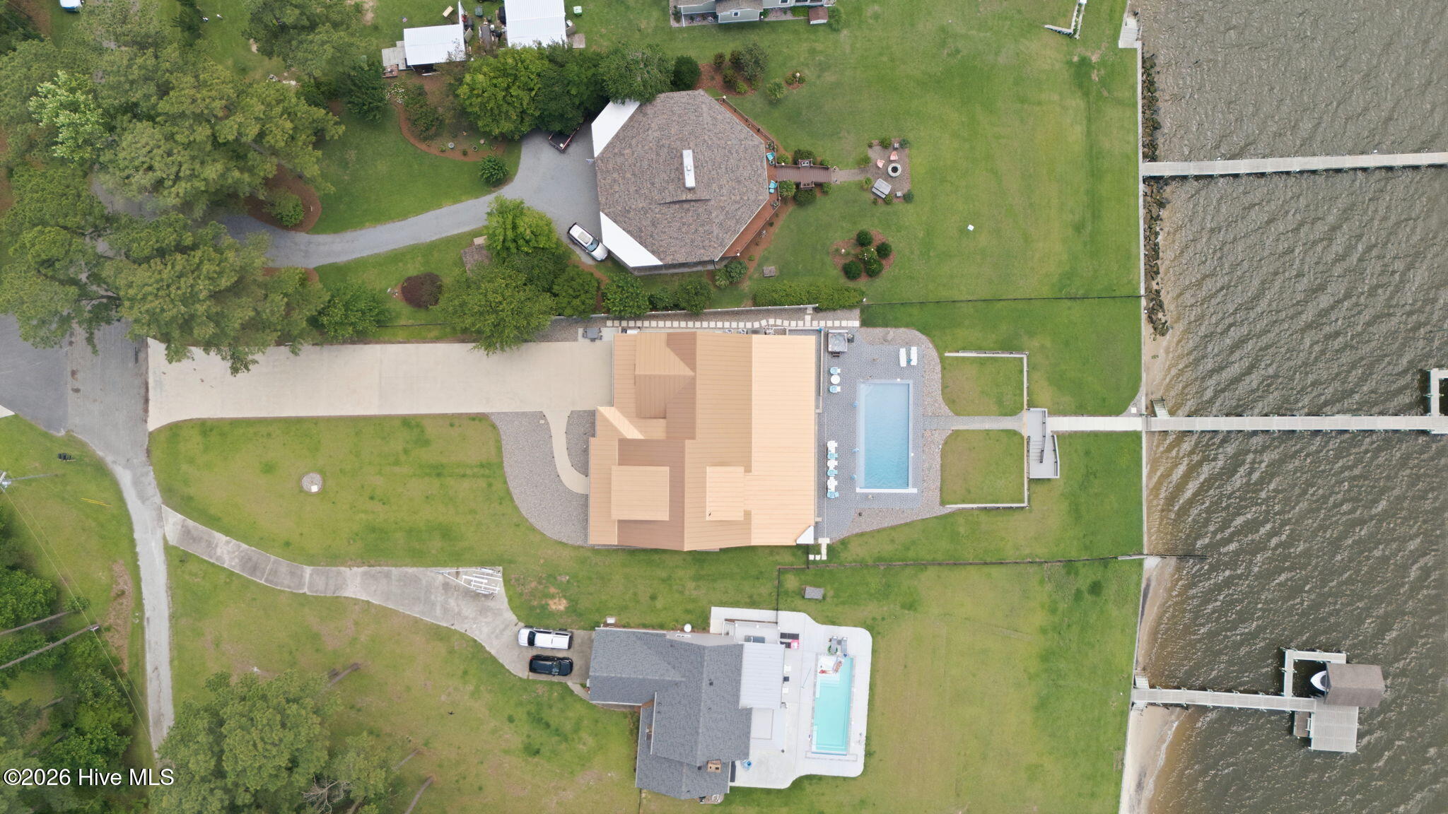 685 Raymond Road,Arapahoe