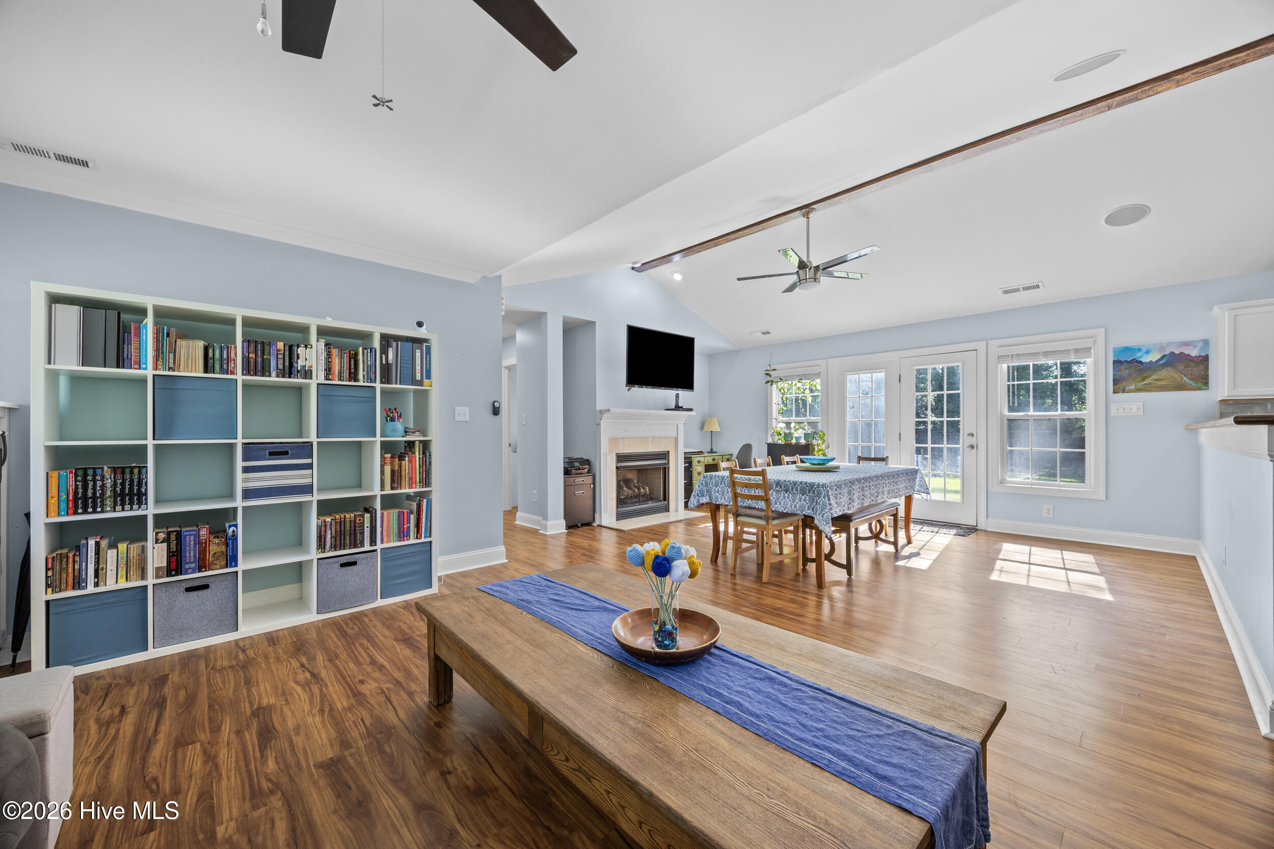 100567531 | Photo 12