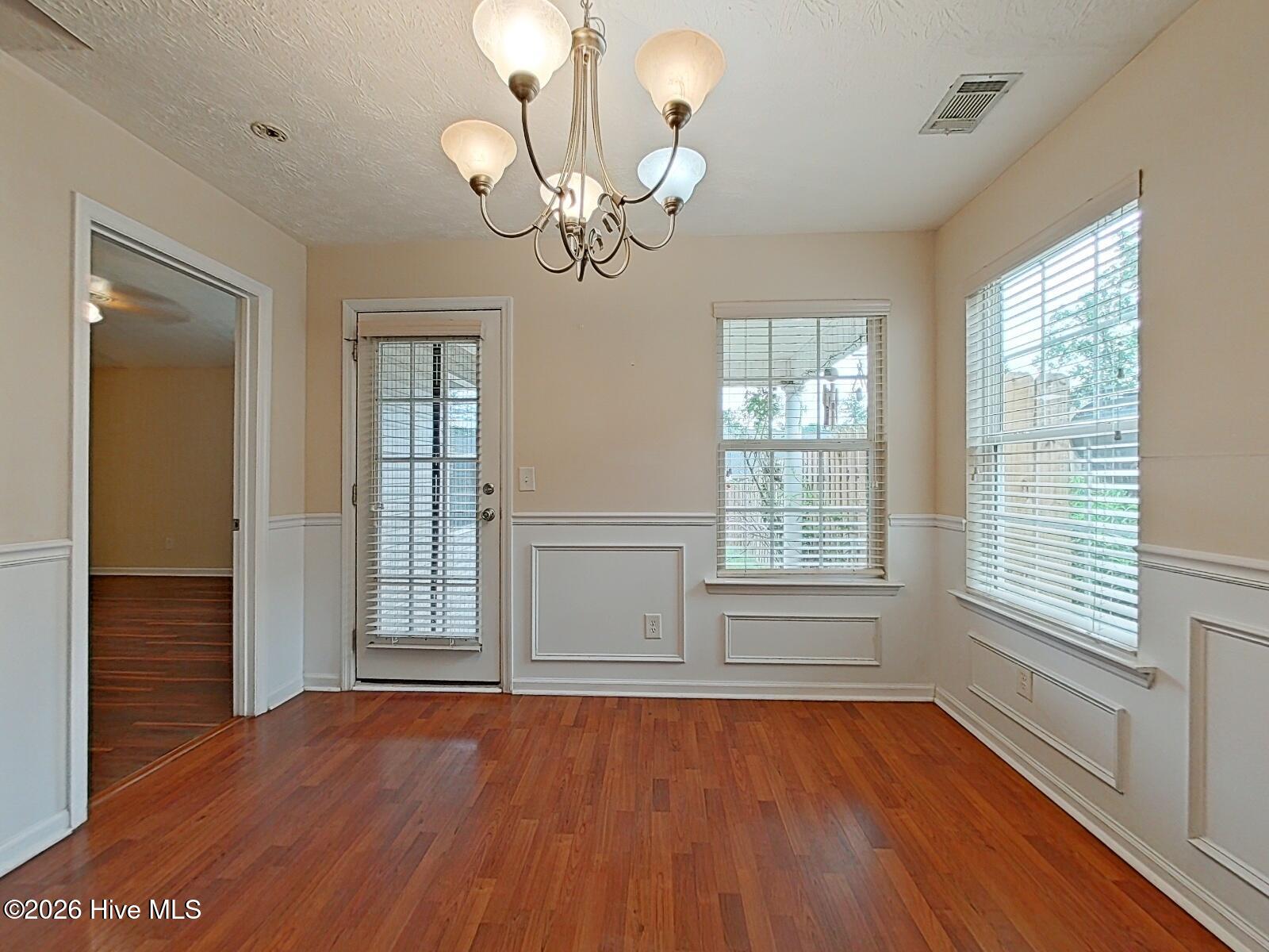 Dining Room (3)