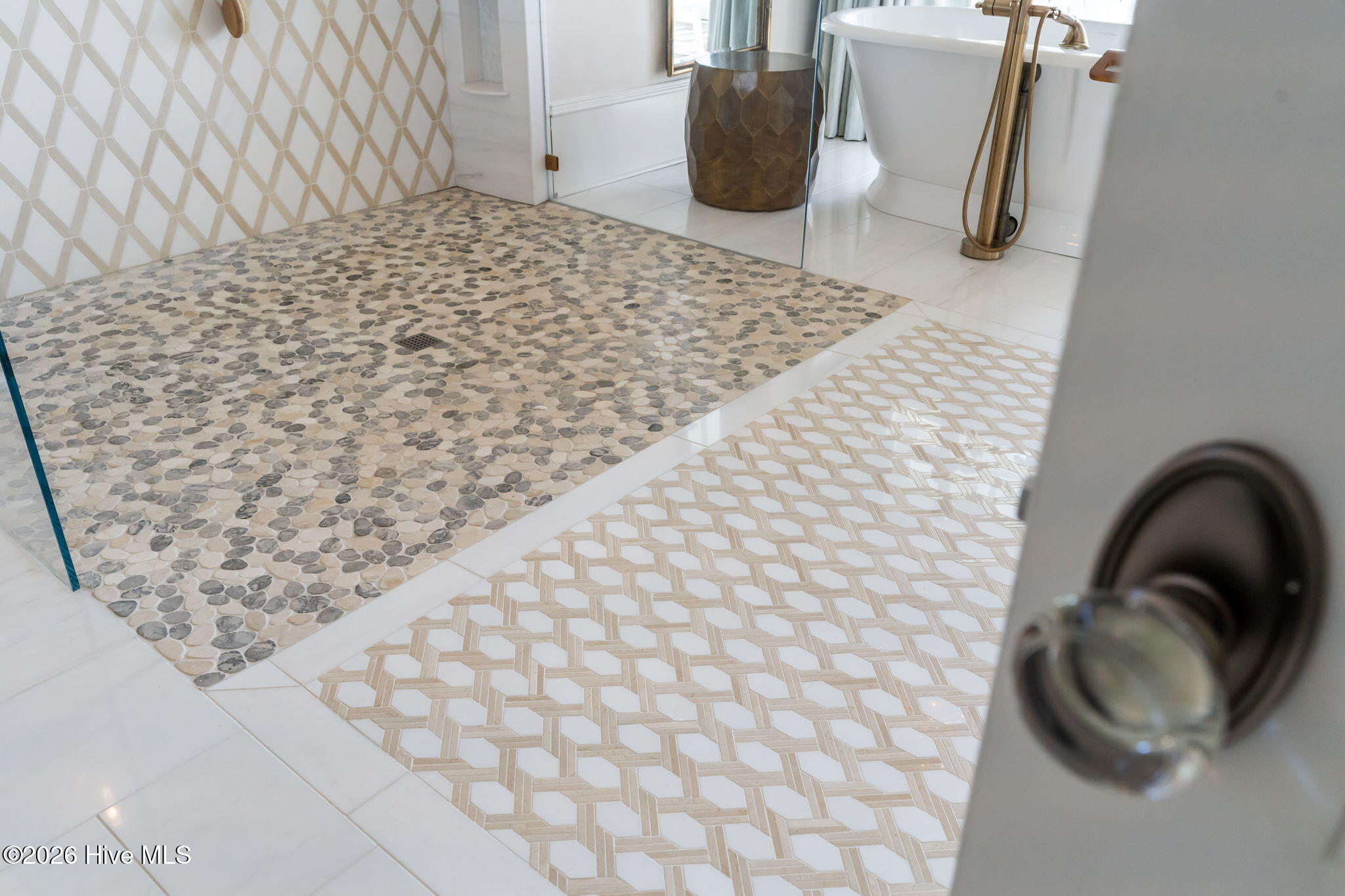 100552689 | Photo 65