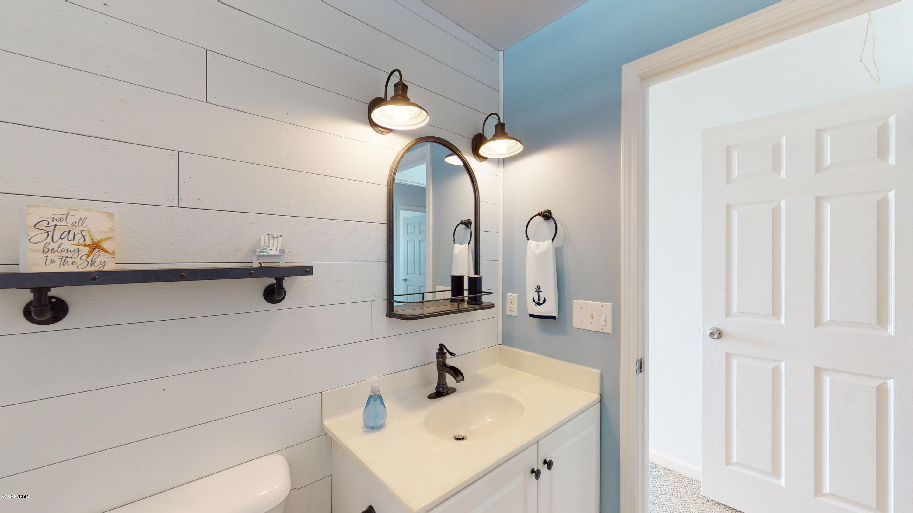 100520980 | Photo 23