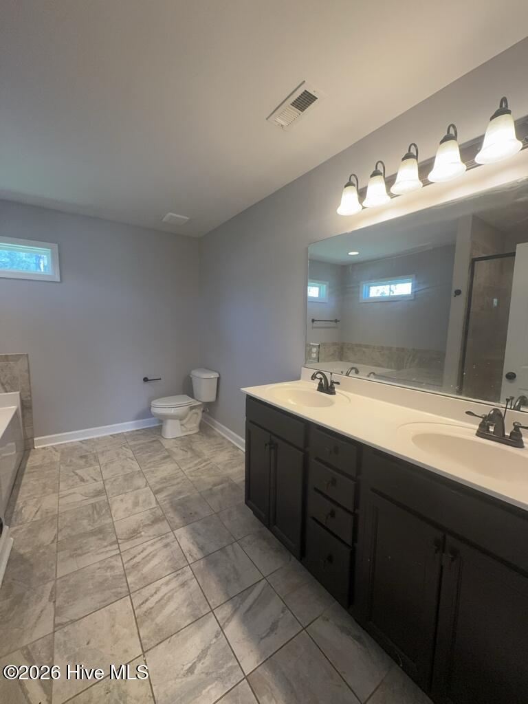 100561613 | Photo 28