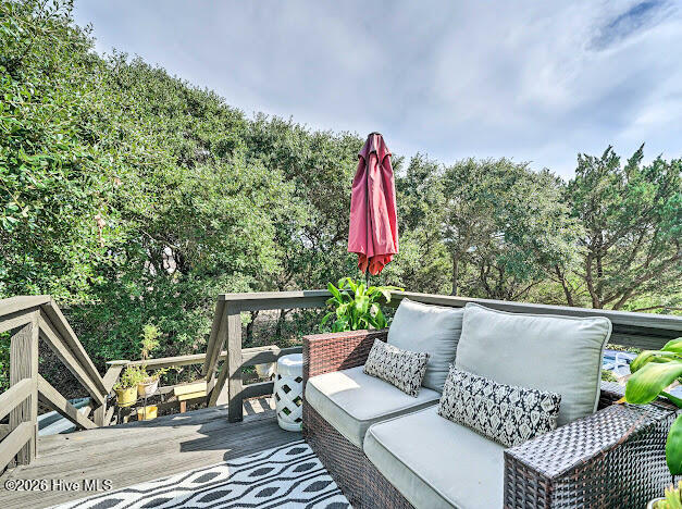 100558196 | Photo 16