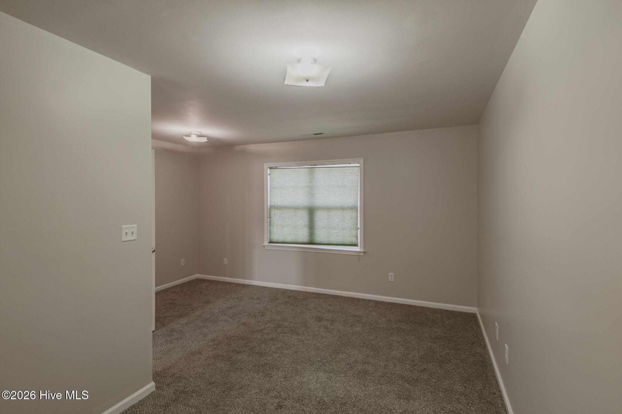 100522073 | Photo 17