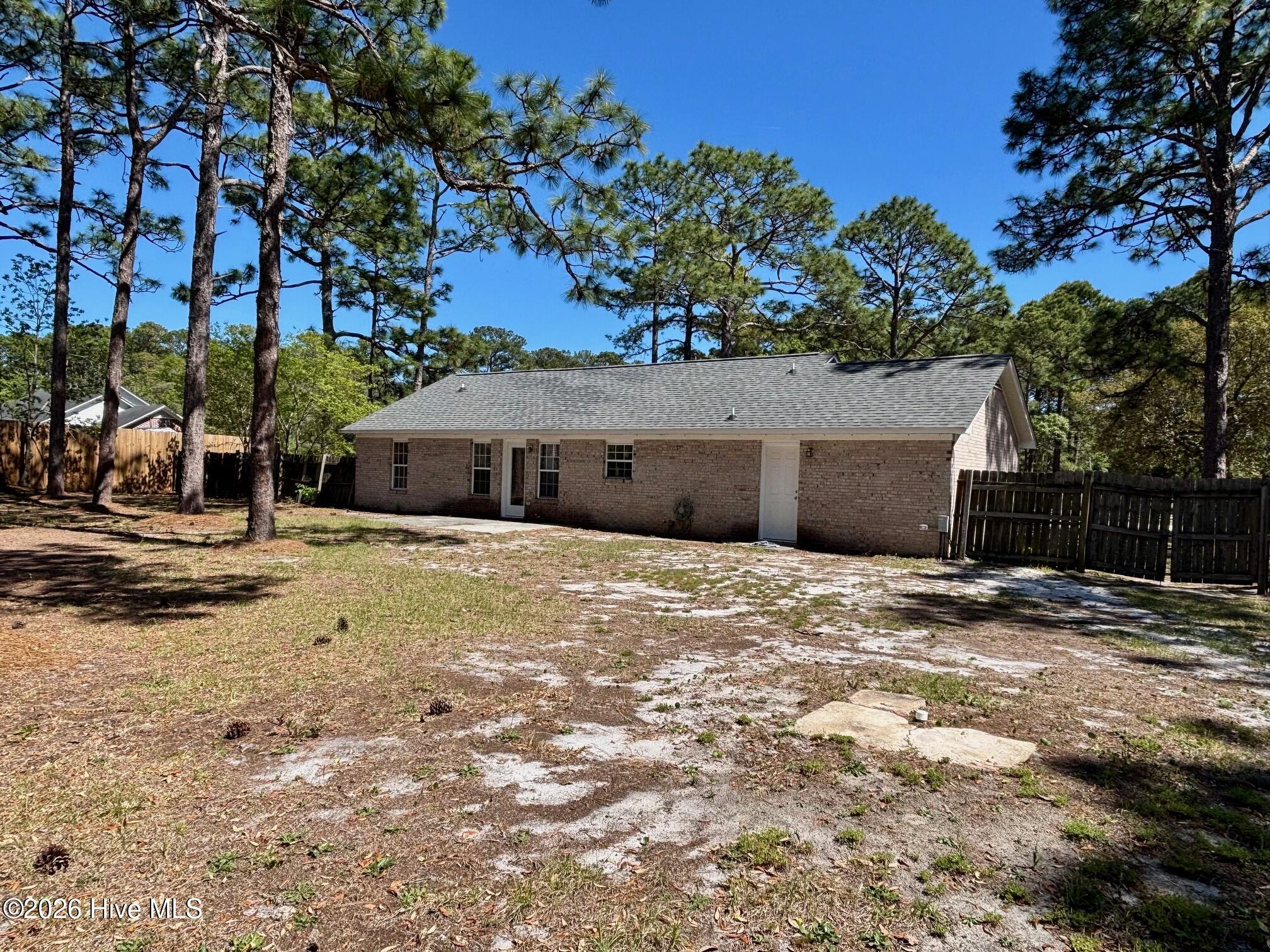 100567401 | Photo 29