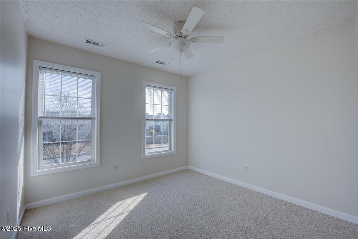 100546036 | Photo 48