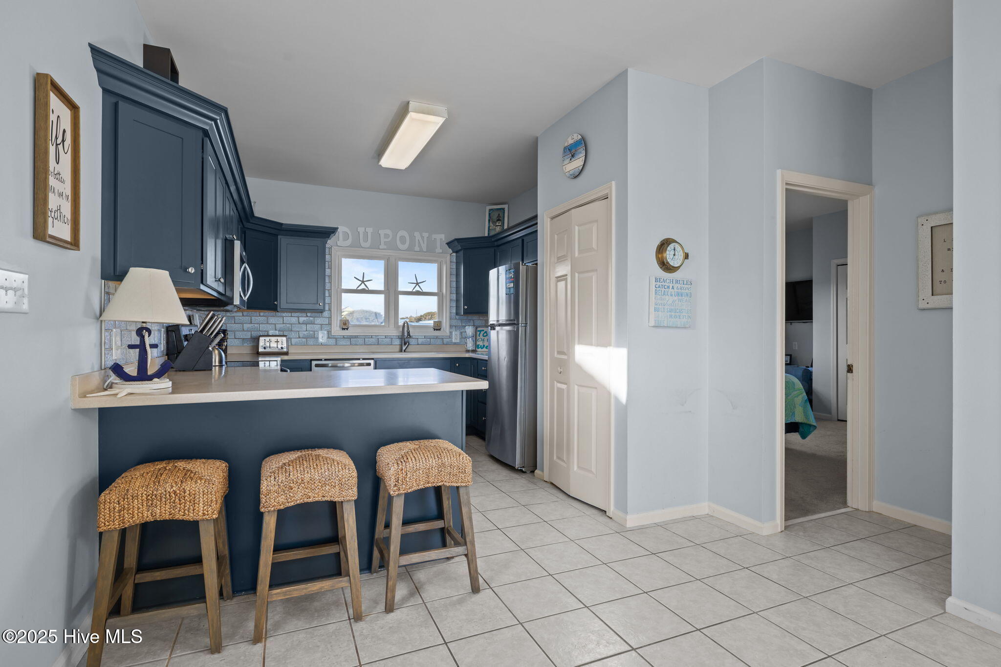 100545212 | Photo 14