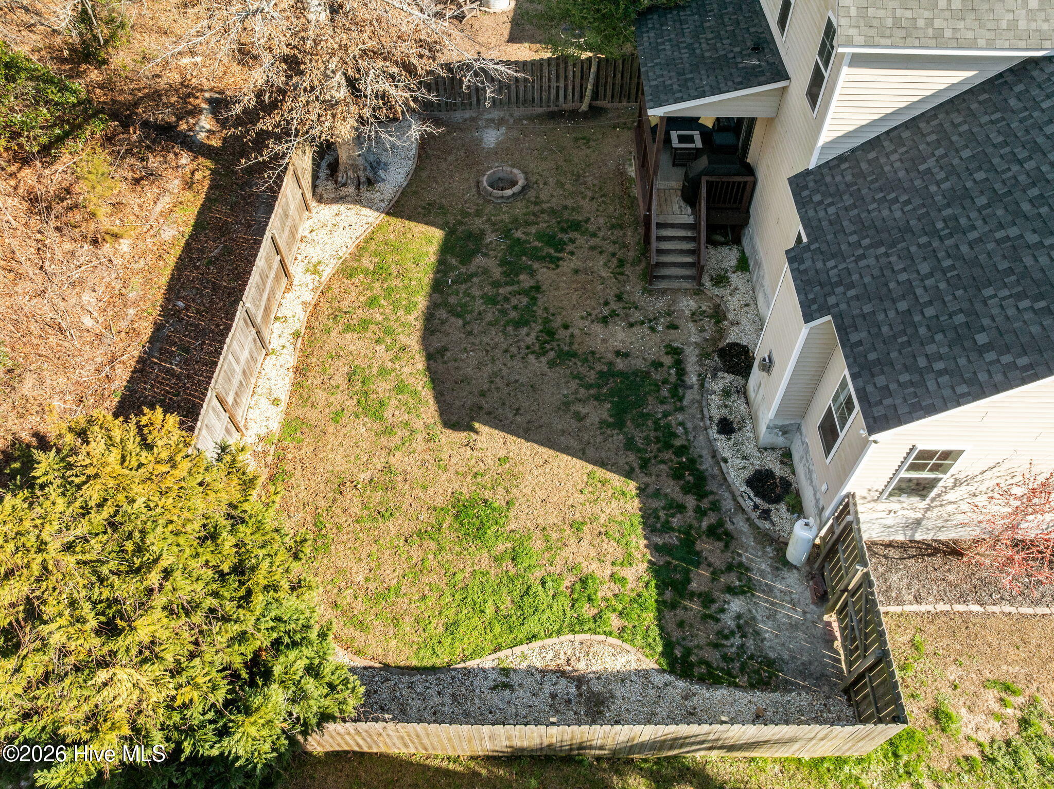 100552889 | Photo 39