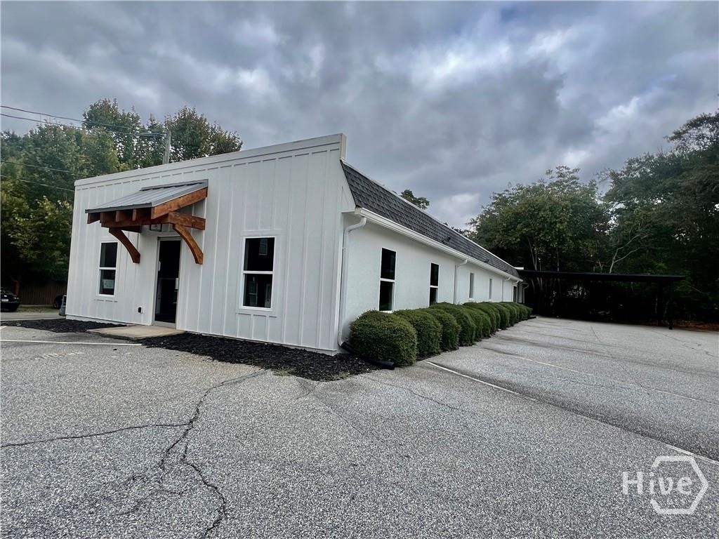 Property at 620 Hawthorne Avenue