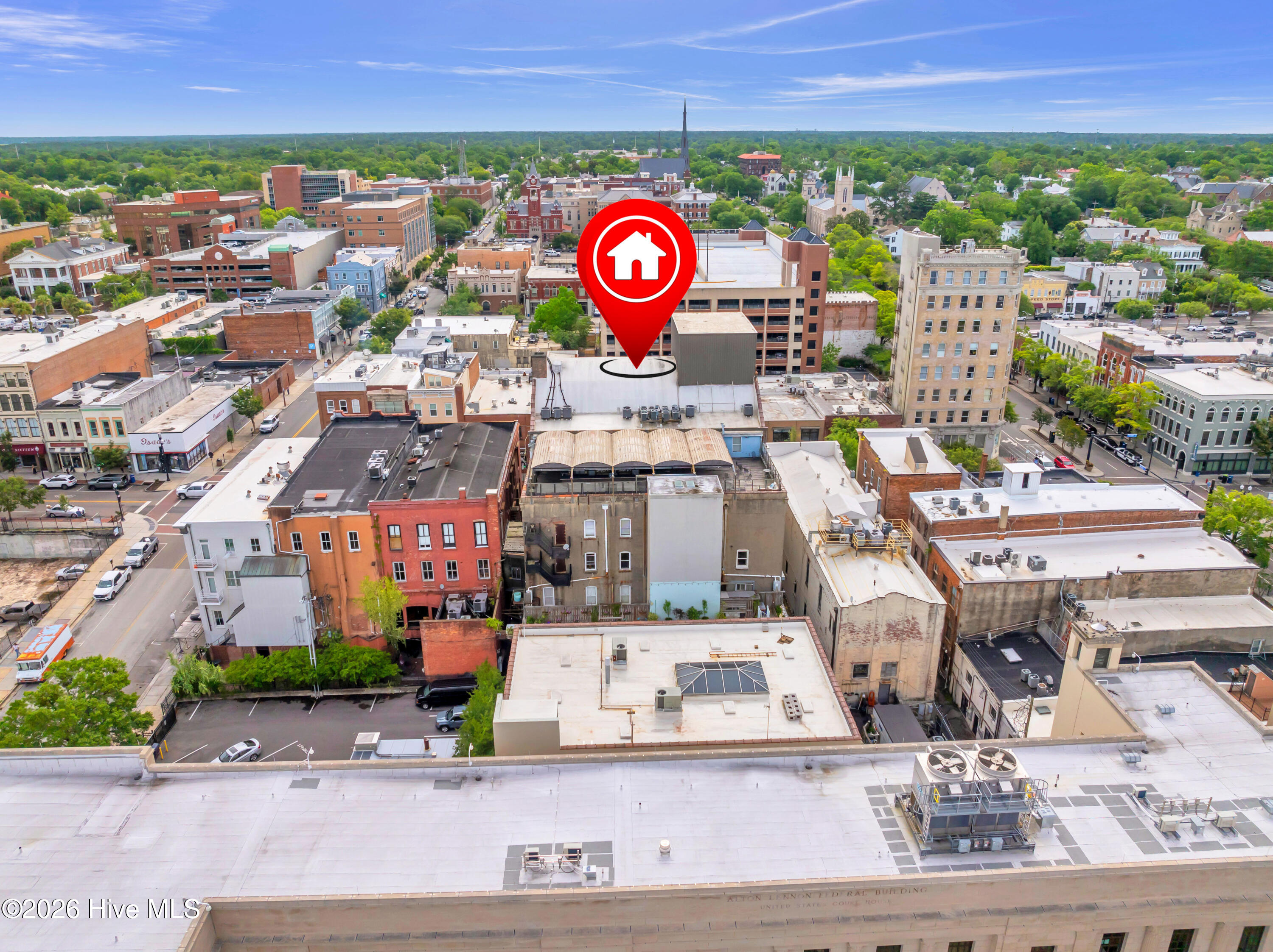 100555401 | Photo 24