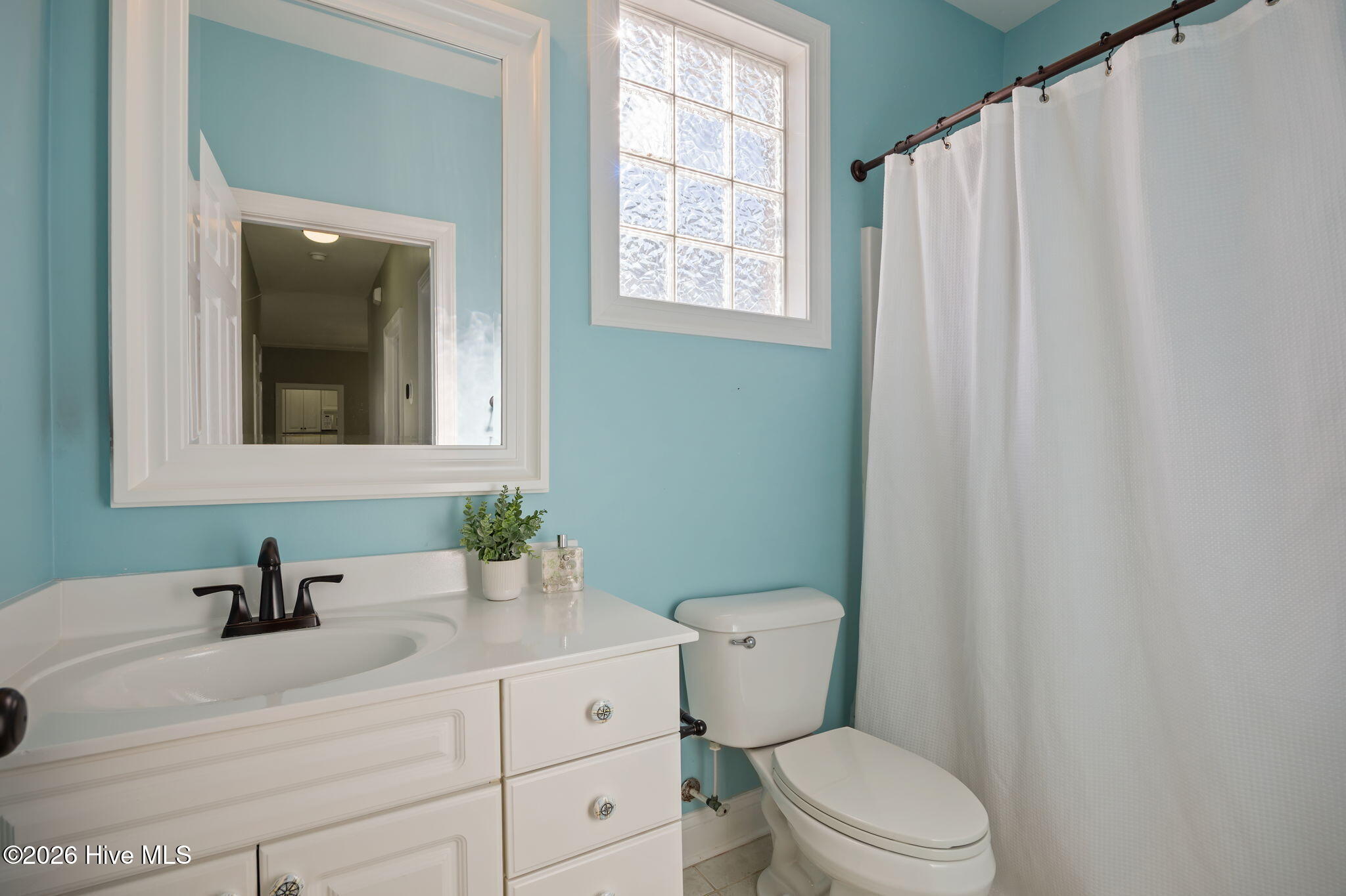 100561261 | Photo 42