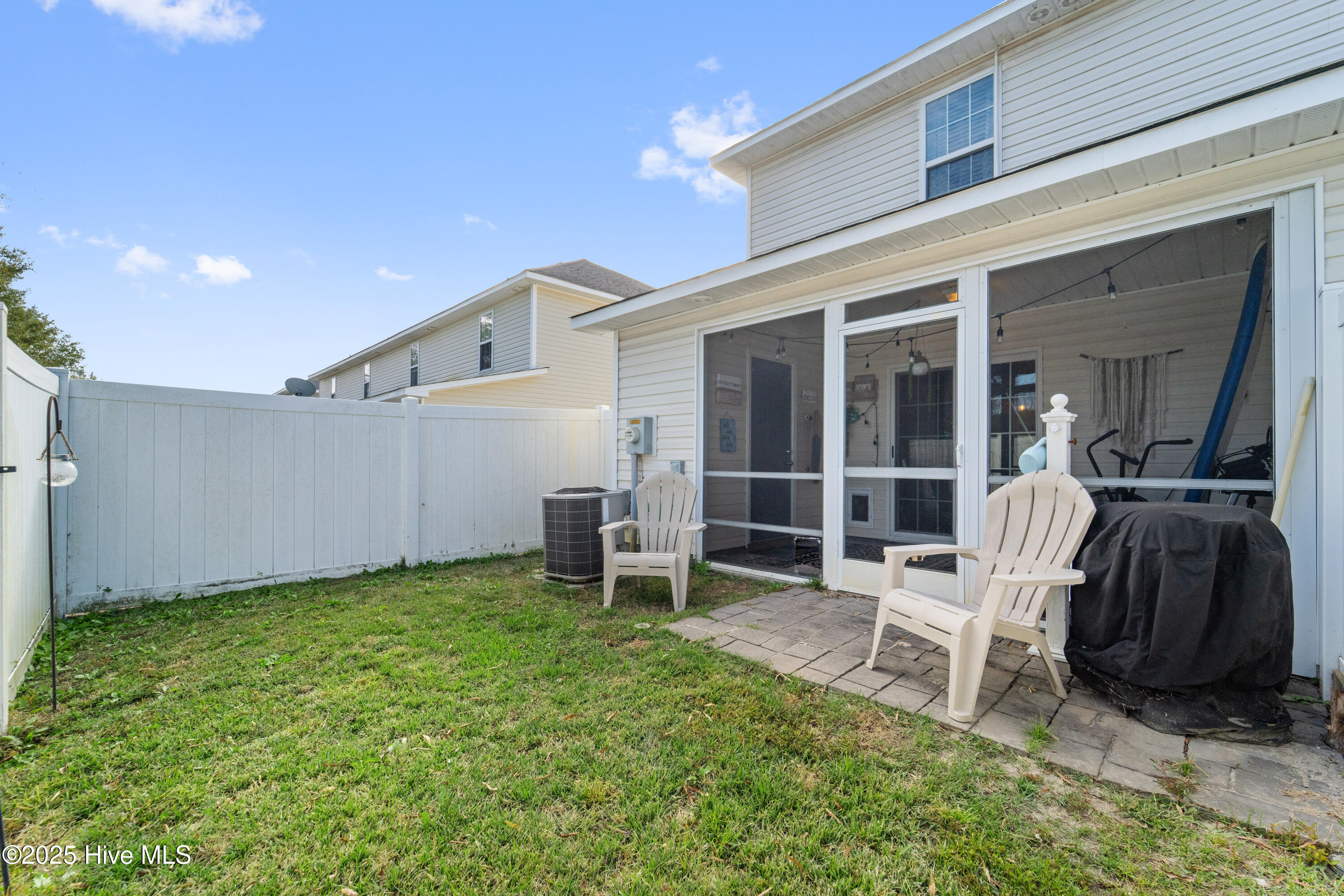 100539318 | Photo 34