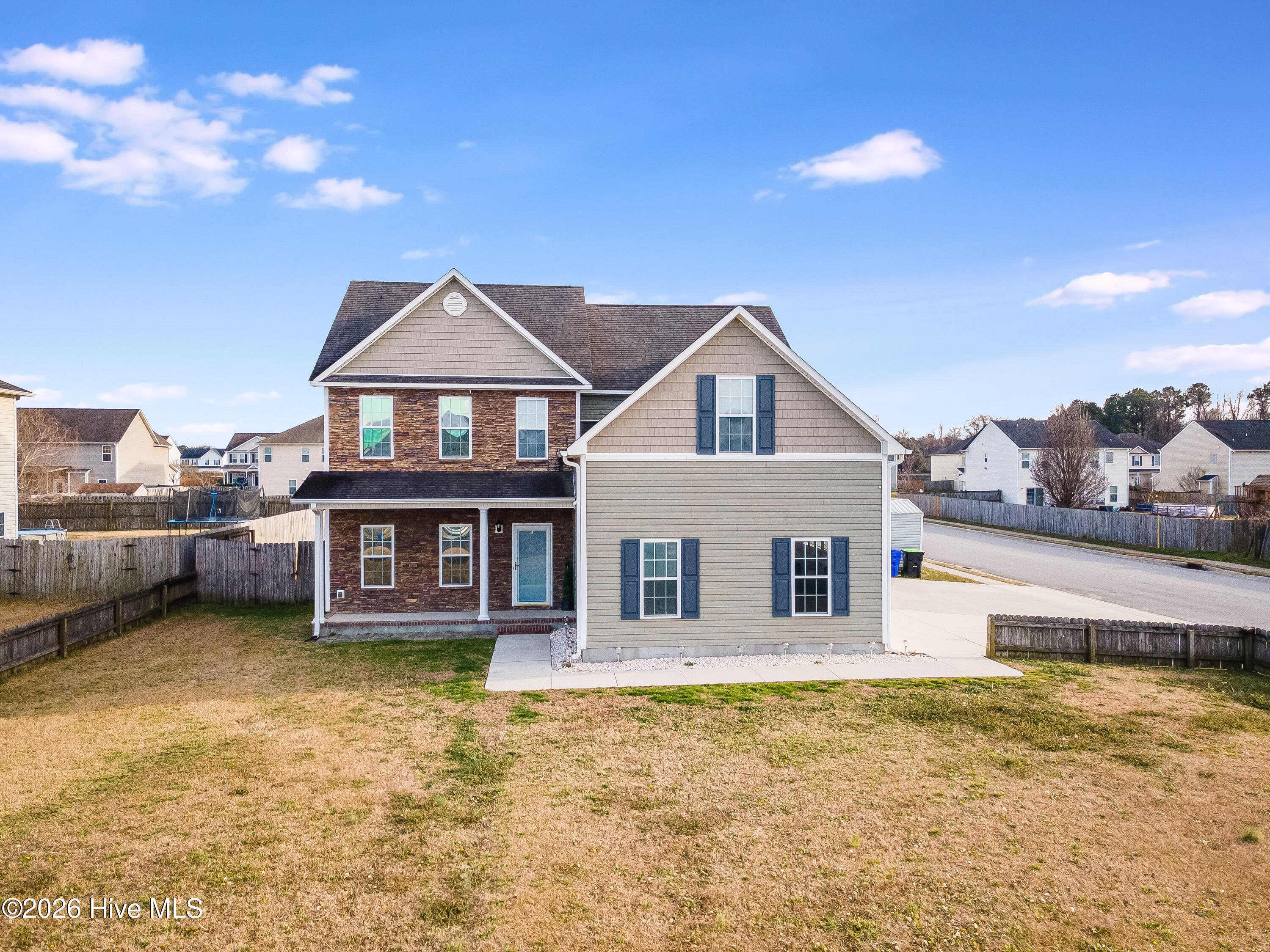 100545678 | Photo 63